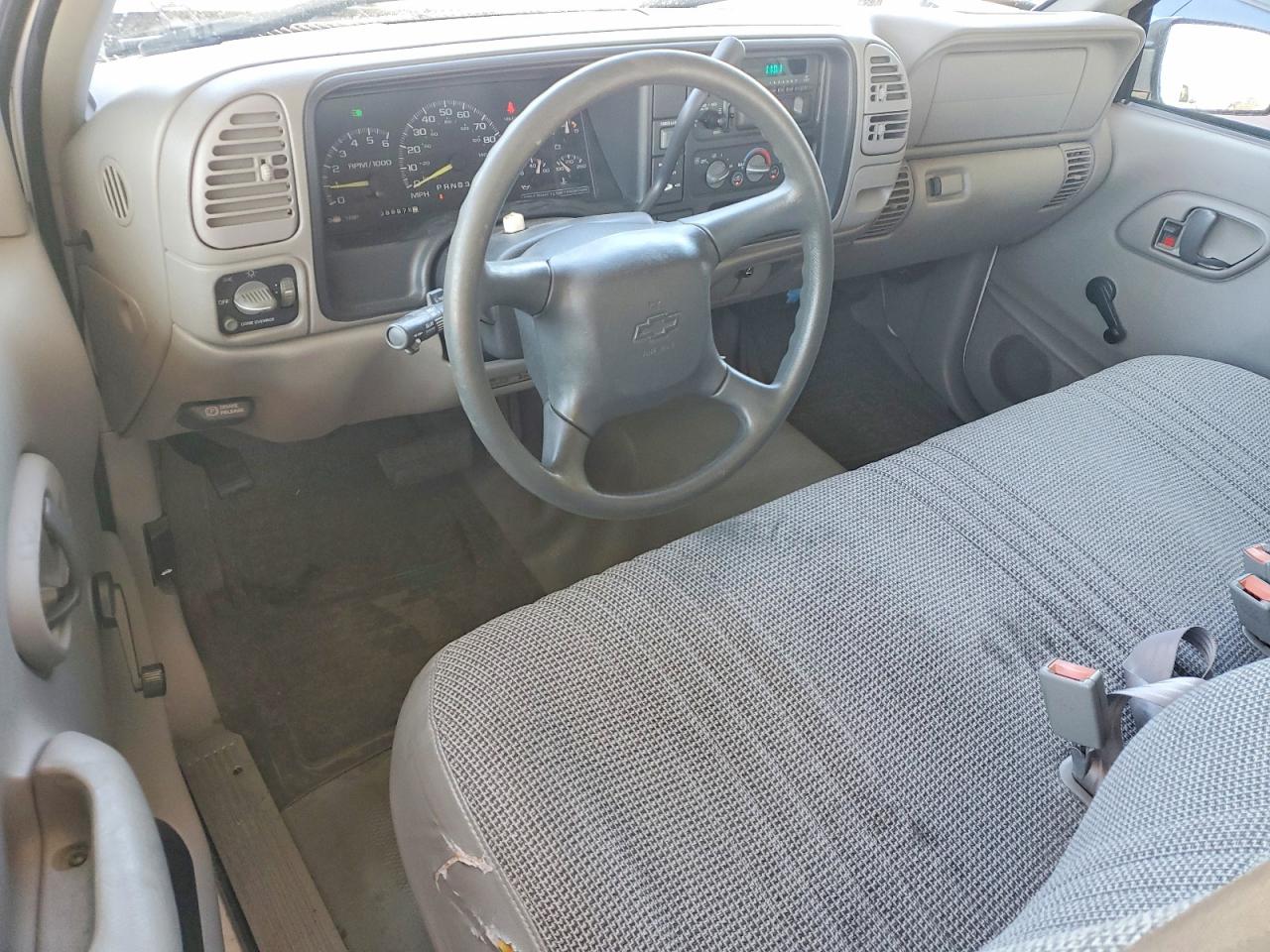 1998 Chevrolet Gmt-400 C1500 White vin: 1GCEC14WXWZ274604