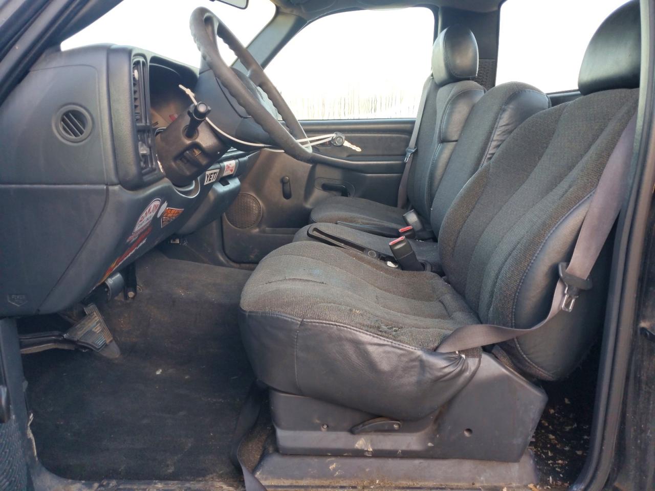 2000 Chevrolet Silverado C1500 Black vin: 1GCEC14WXYZ279546