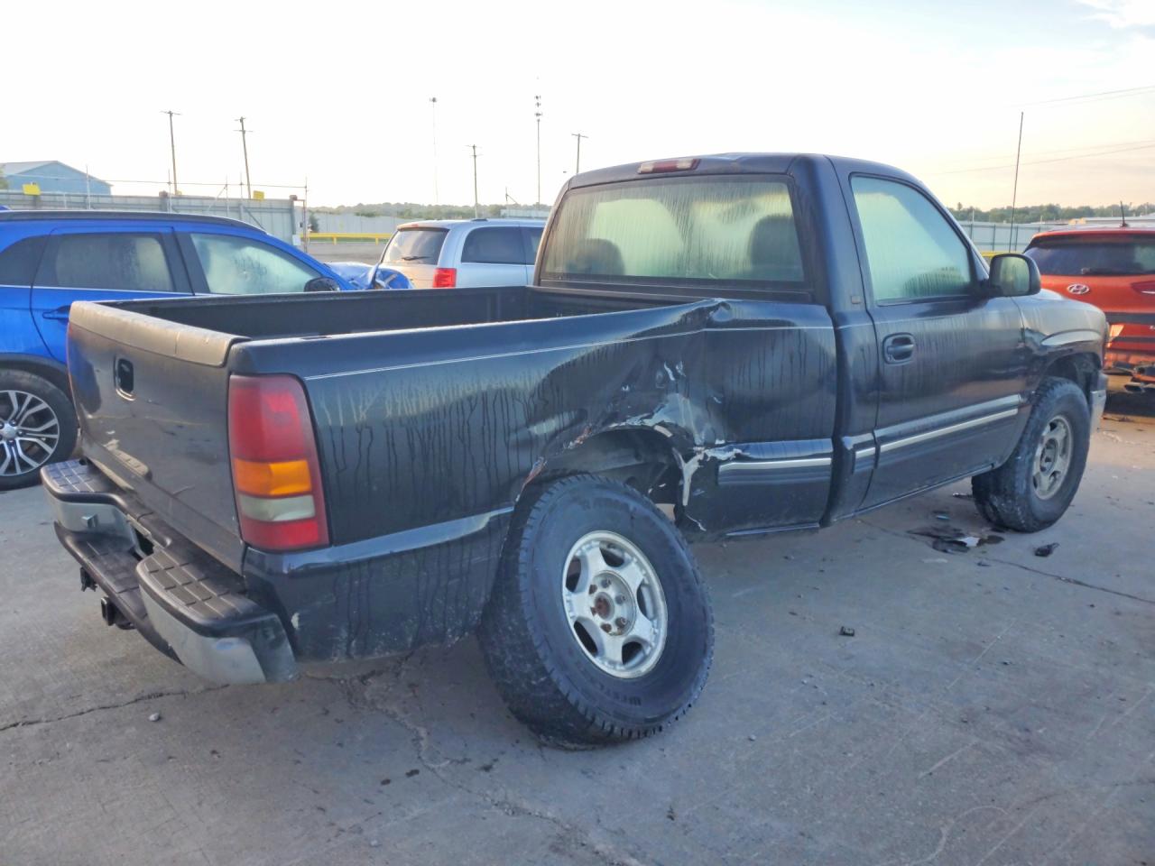 2000 Chevrolet Silverado C1500 Black vin: 1GCEC14WXYZ279546