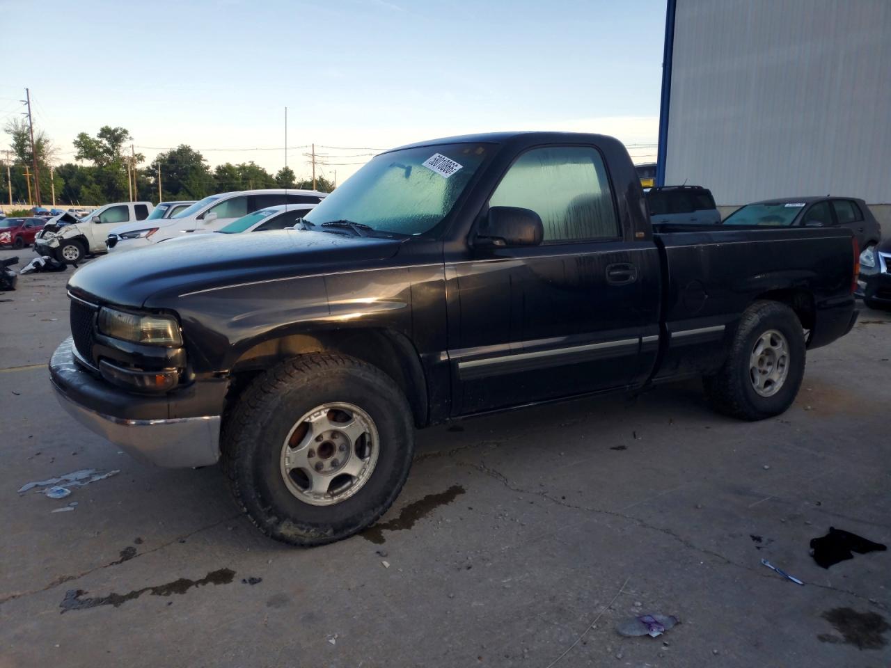 2000 Chevrolet Silverado C1500 Черный vin: 1GCEC14WXYZ279546