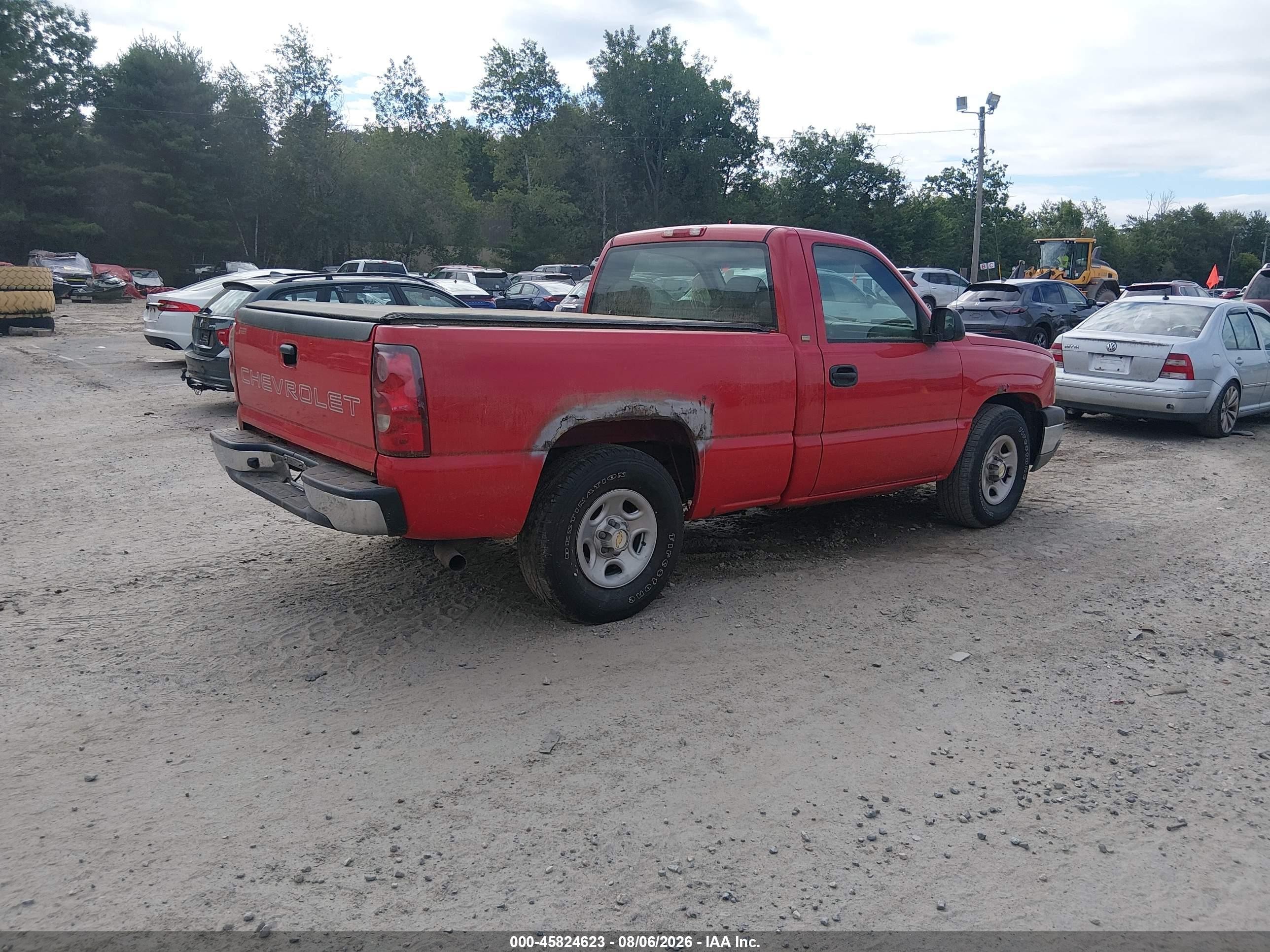 2003 Chevrolet Silverado 1500   Red vin: 1GCEC14X03Z335222