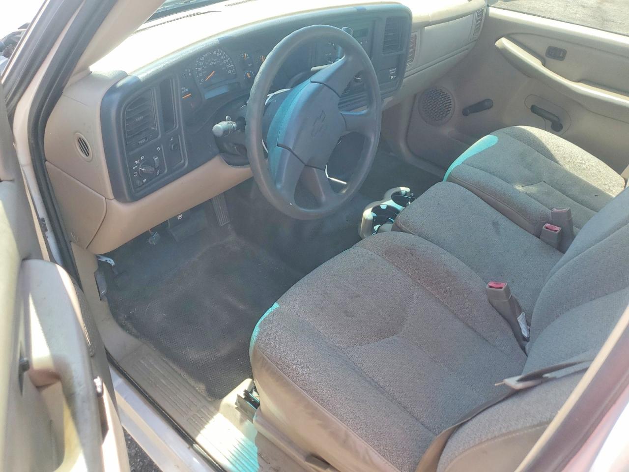 2004 Chevrolet Silverado C1500 White vin: 1GCEC14X04Z187512