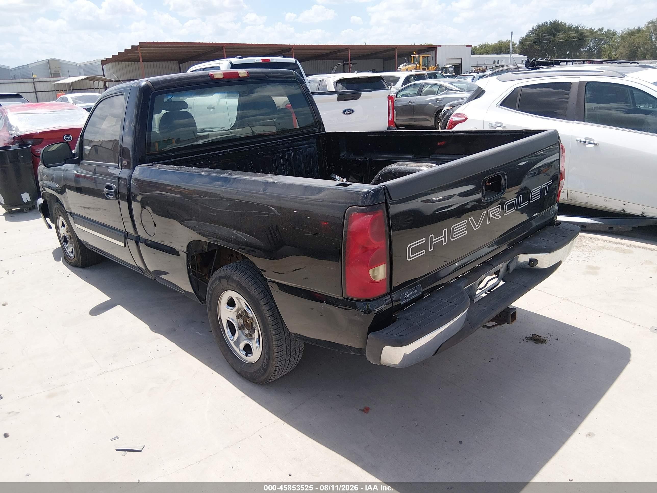 2004 Chevrolet Silverado 1500   Black vin: 1GCEC14X04Z198882