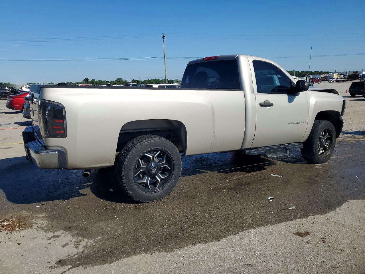 2008 Chevrolet Silverado C1500 Серебряный vin: 1GCEC14X08Z180128