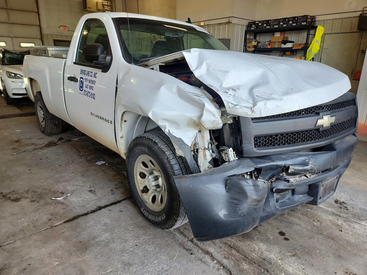 2008 Chevrolet Silverado C1500 White vin: 1GCEC14X08Z193803