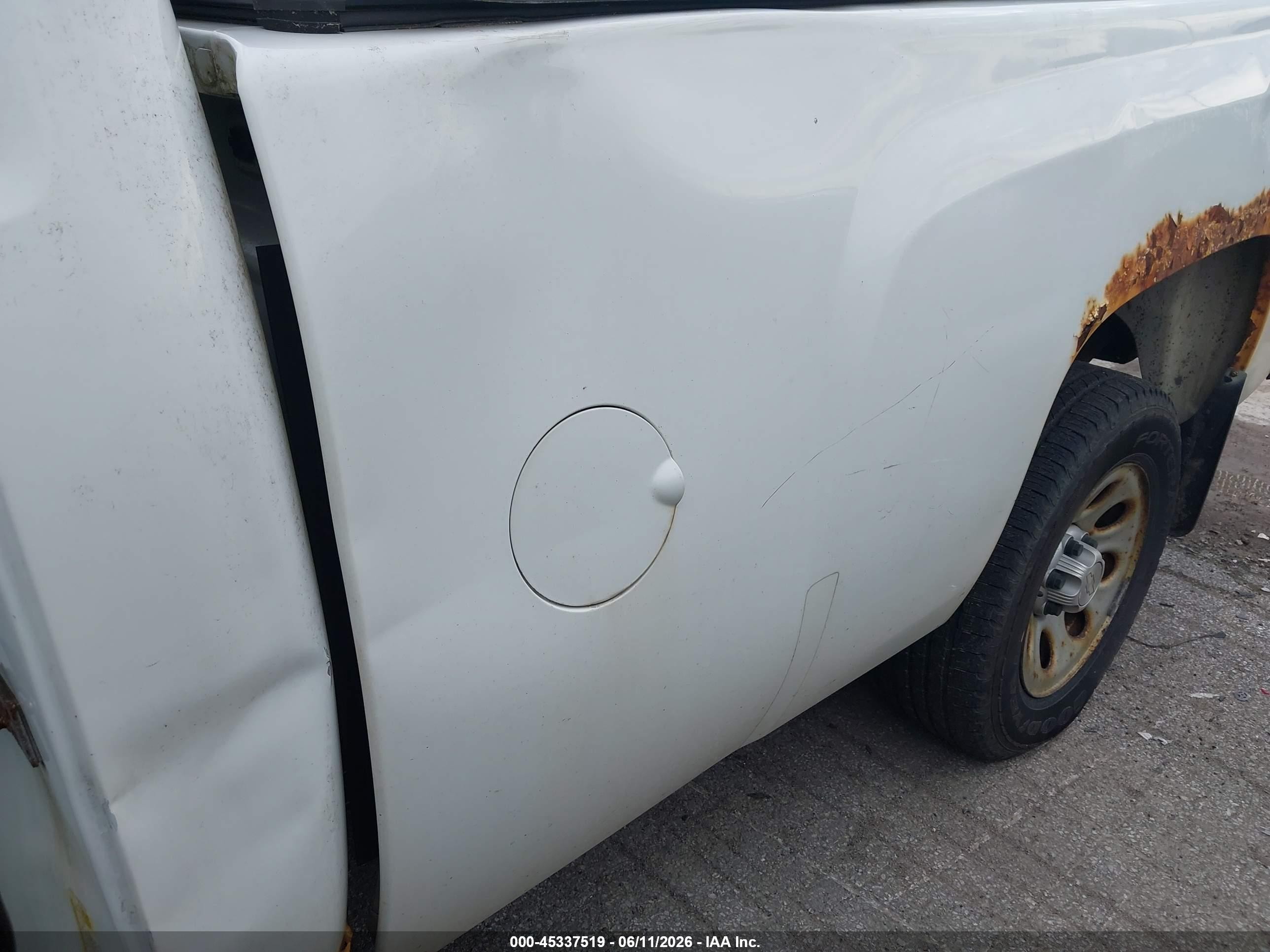 2008 Chevrolet Silverado 1500 Work Truck White vin: 1GCEC14X08Z308724