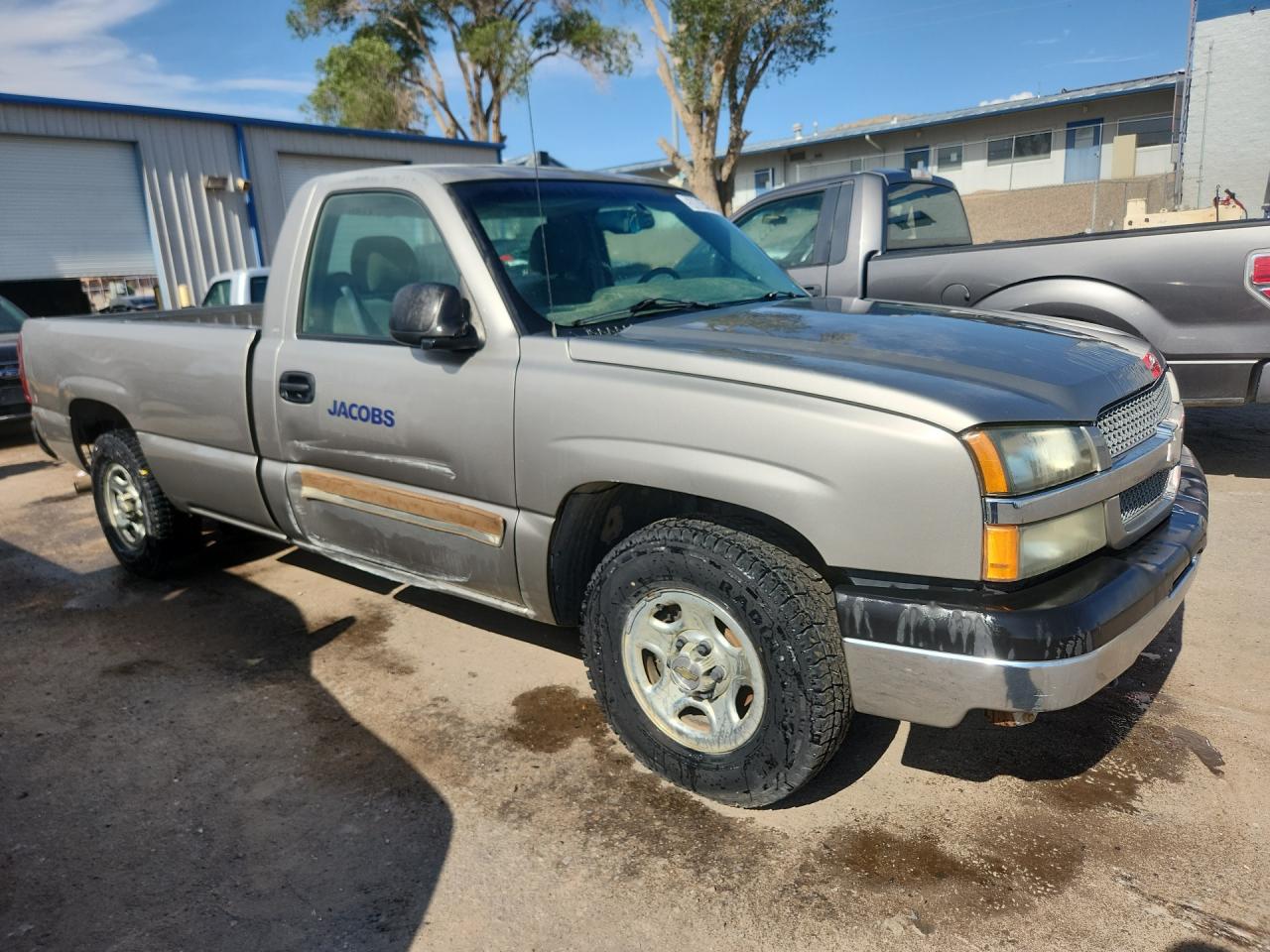 2003 Chevrolet Silverado C1500 Серый vin: 1GCEC14X13Z214196 Damage: Right Rocker Panel, Dent(S) W/ Paint Dmg, > 12 Inches