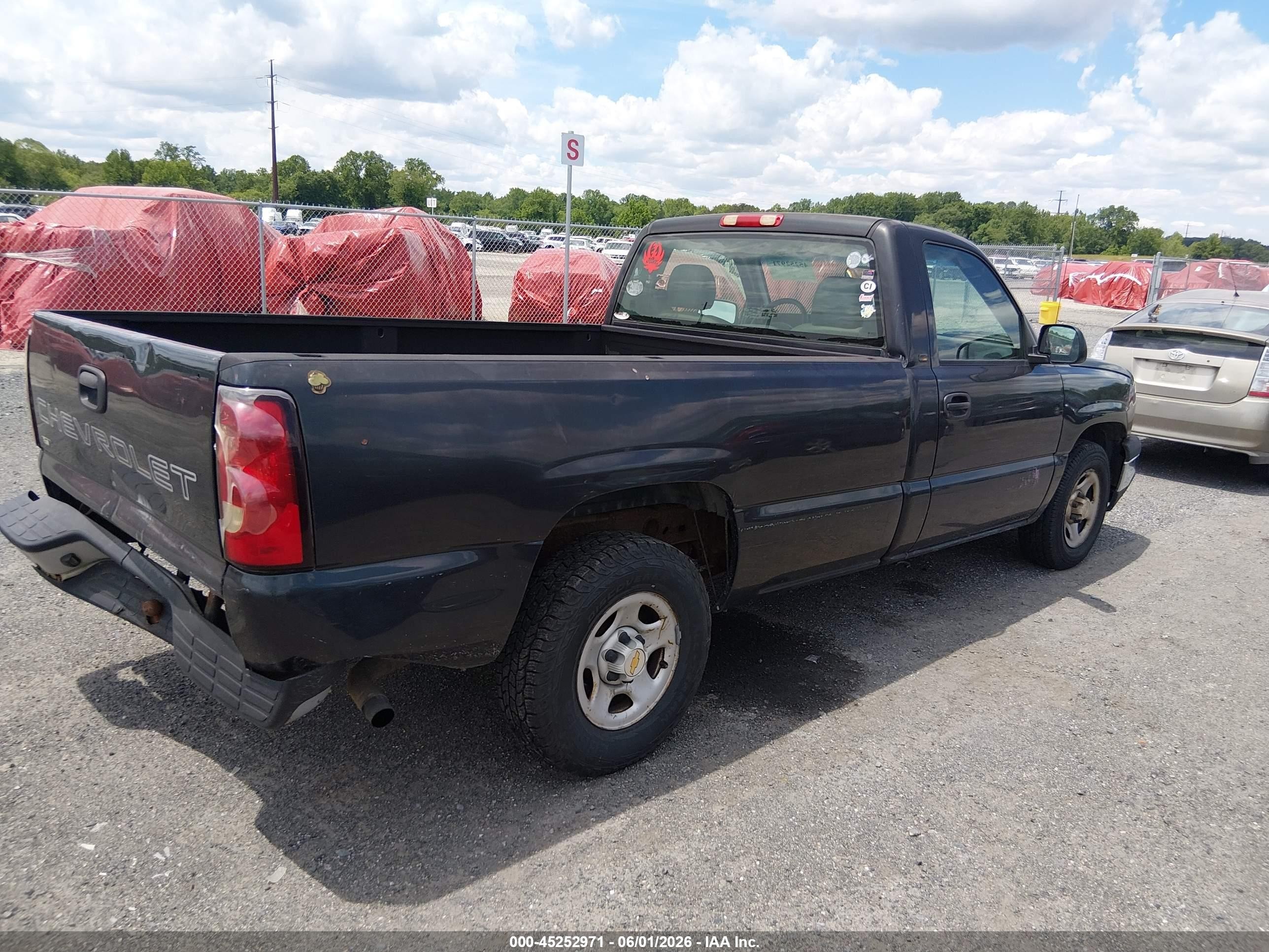 2004 Chevrolet Silverado 1500 Work Truck Green vin: 1GCEC14X14Z111636