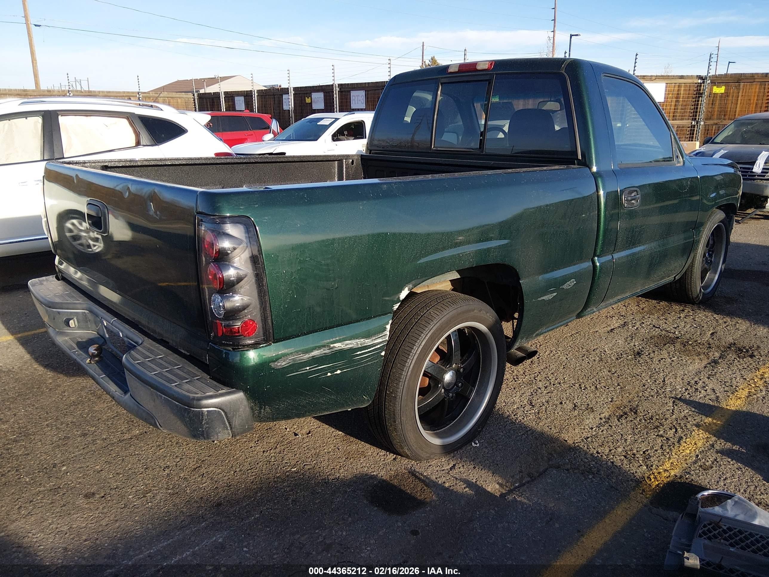 2004 Chevrolet Silverado 1500   Зеленый vin: 1GCEC14X14Z230478