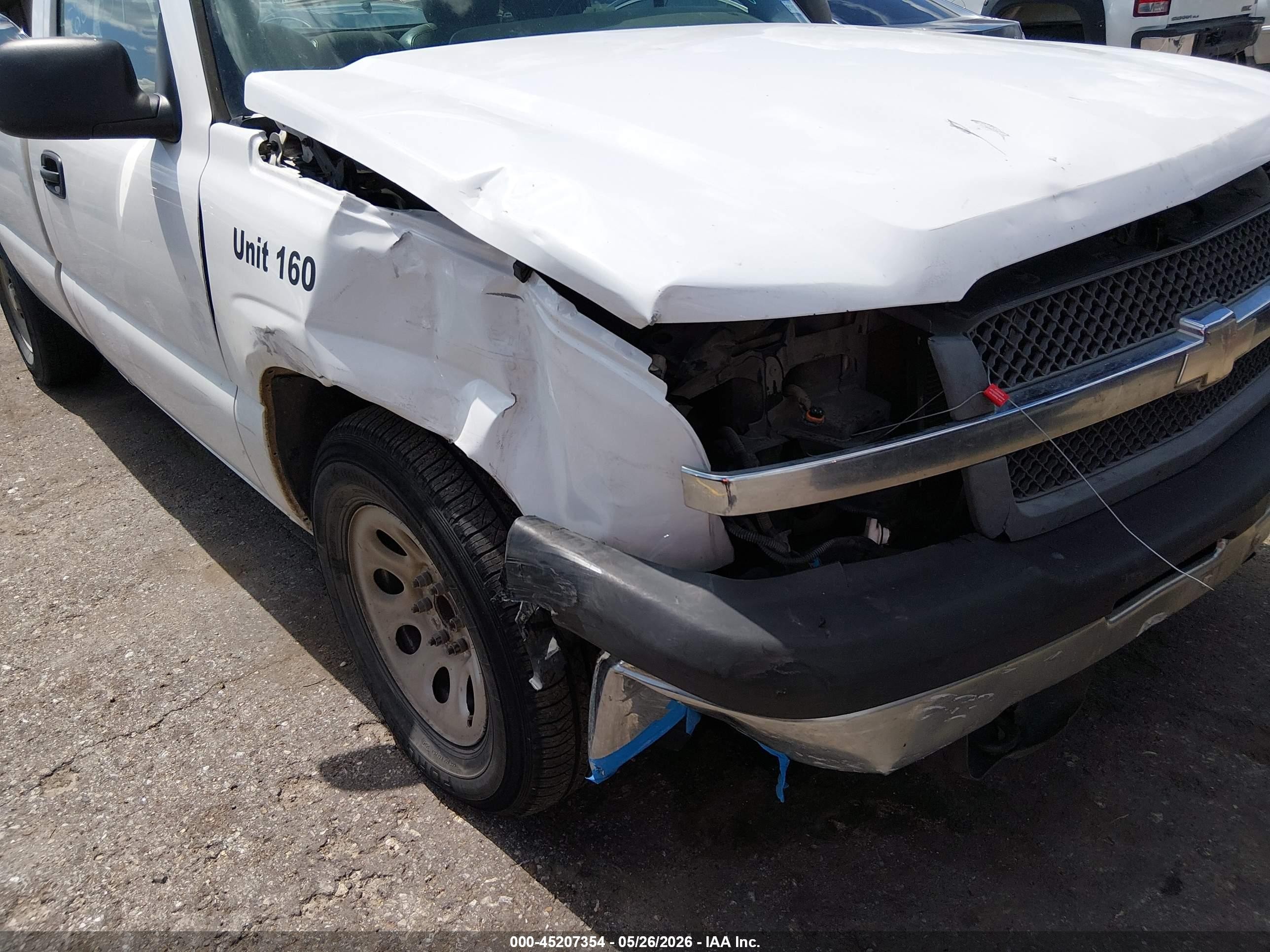 2005 Chevrolet Silverado 1500 Work Truck White vin: 1GCEC14X15Z113050
