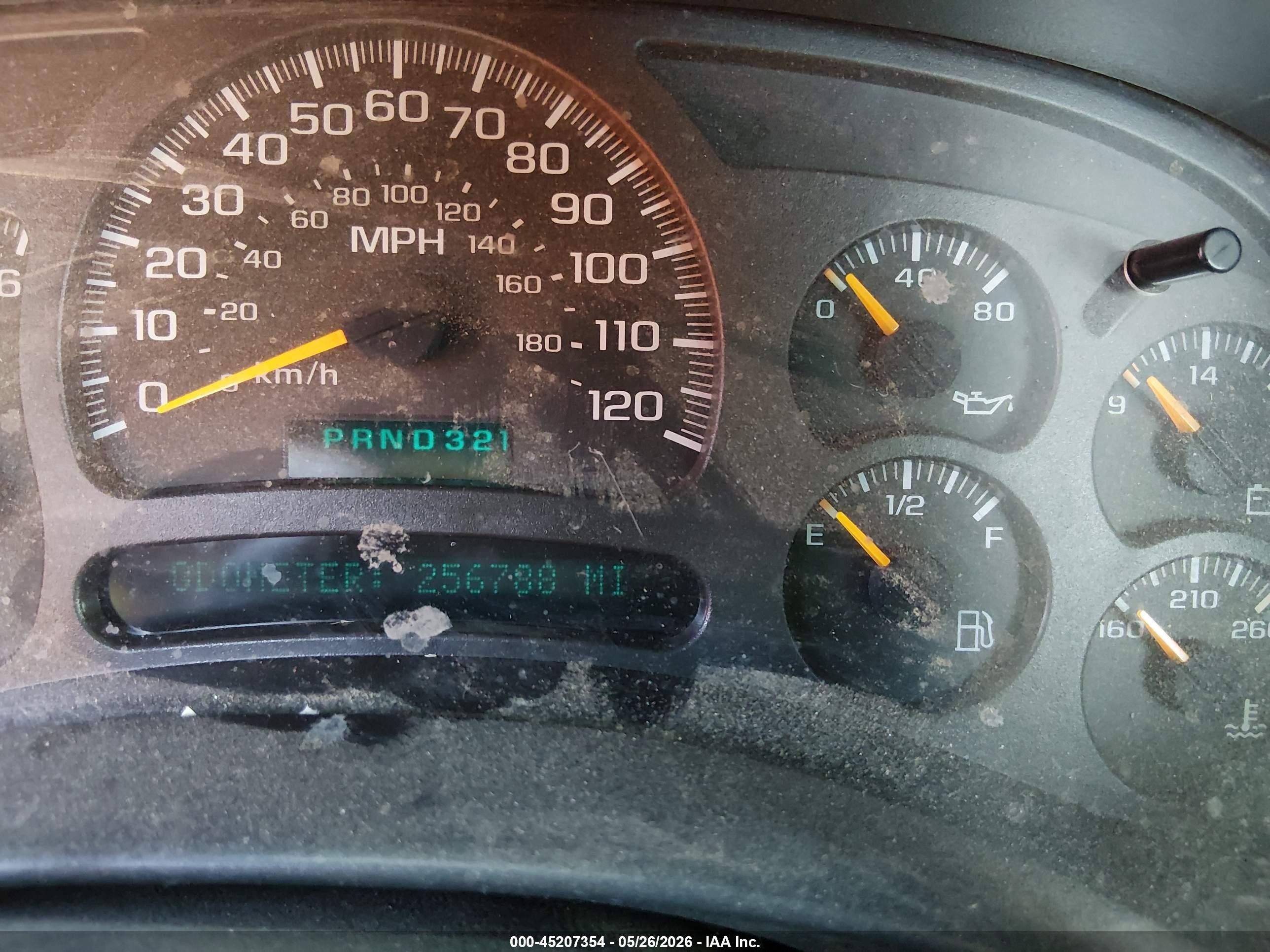 2005 Chevrolet Silverado 1500 Work Truck White vin: 1GCEC14X15Z113050