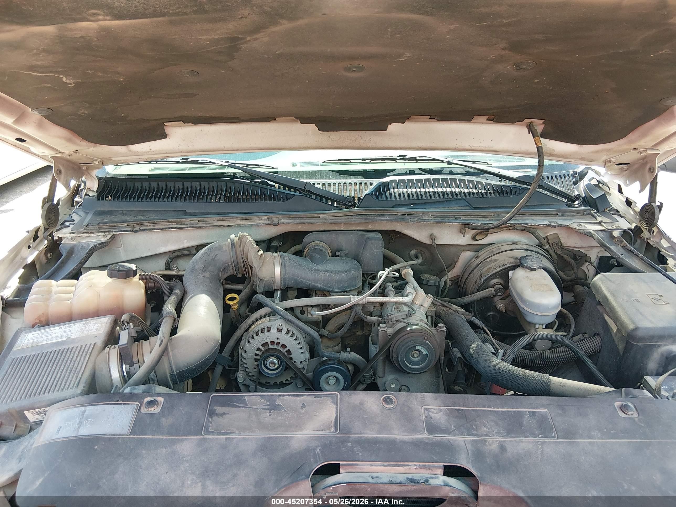 2005 Chevrolet Silverado 1500 Work Truck White vin: 1GCEC14X15Z113050