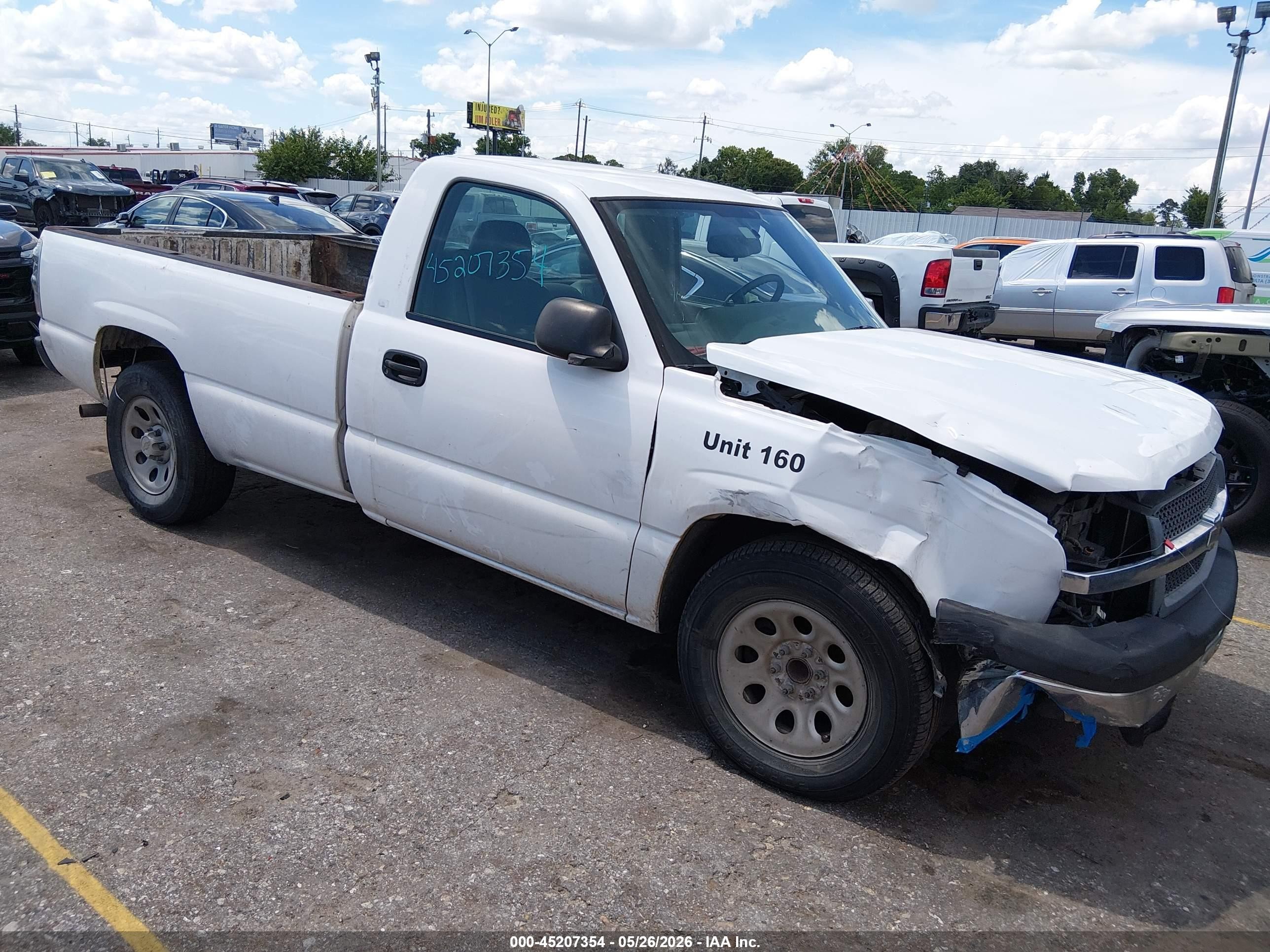 2005 Chevrolet Silverado 1500 Work Truck White vin: 1GCEC14X15Z113050