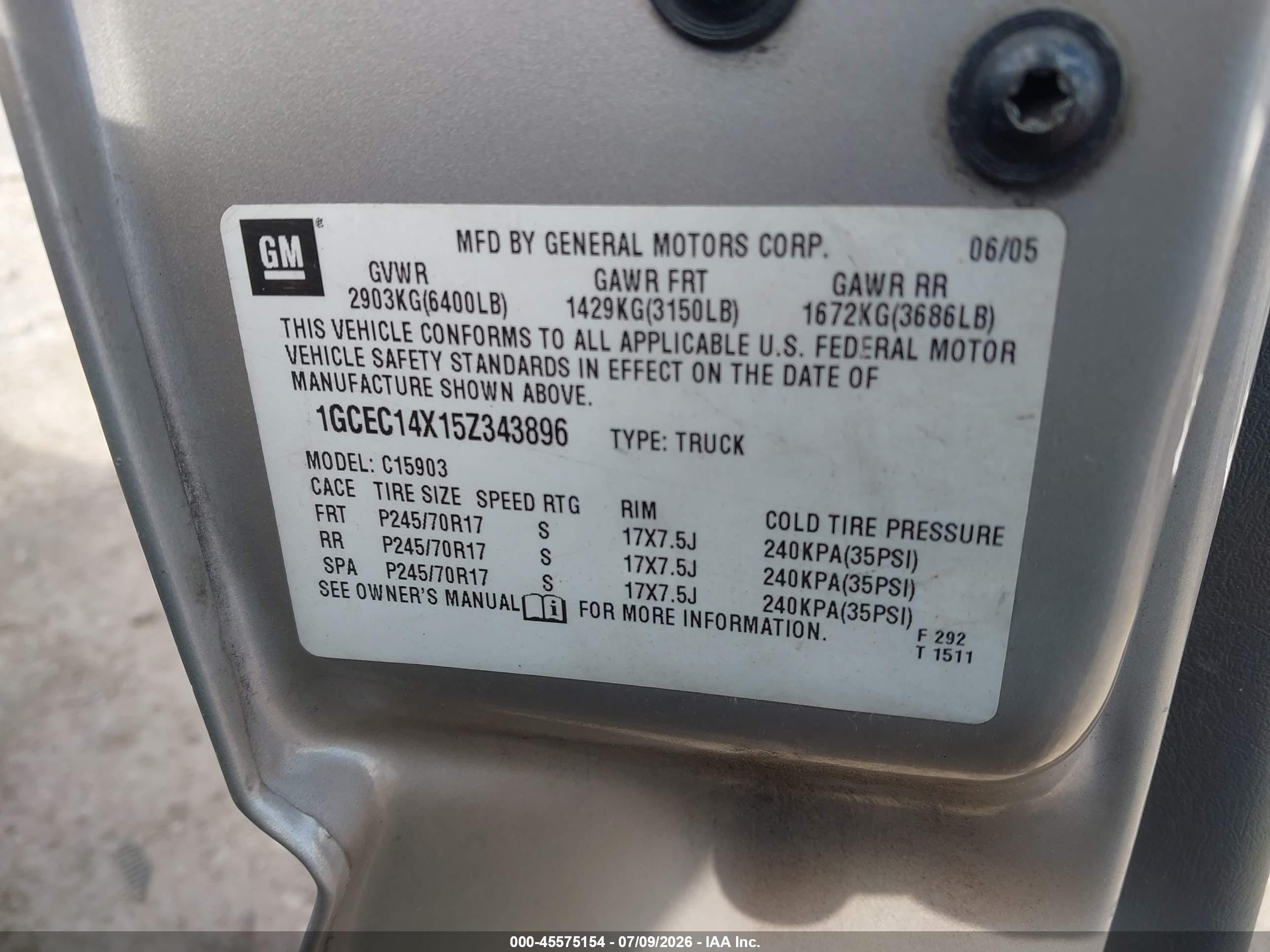 2005 Chevrolet Silverado 1500 Work Truck Silver vin: 1GCEC14X15Z343896