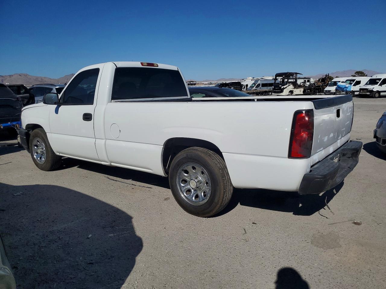 2006 Chevrolet Silverado C1500 White vin: 1GCEC14X16Z238146