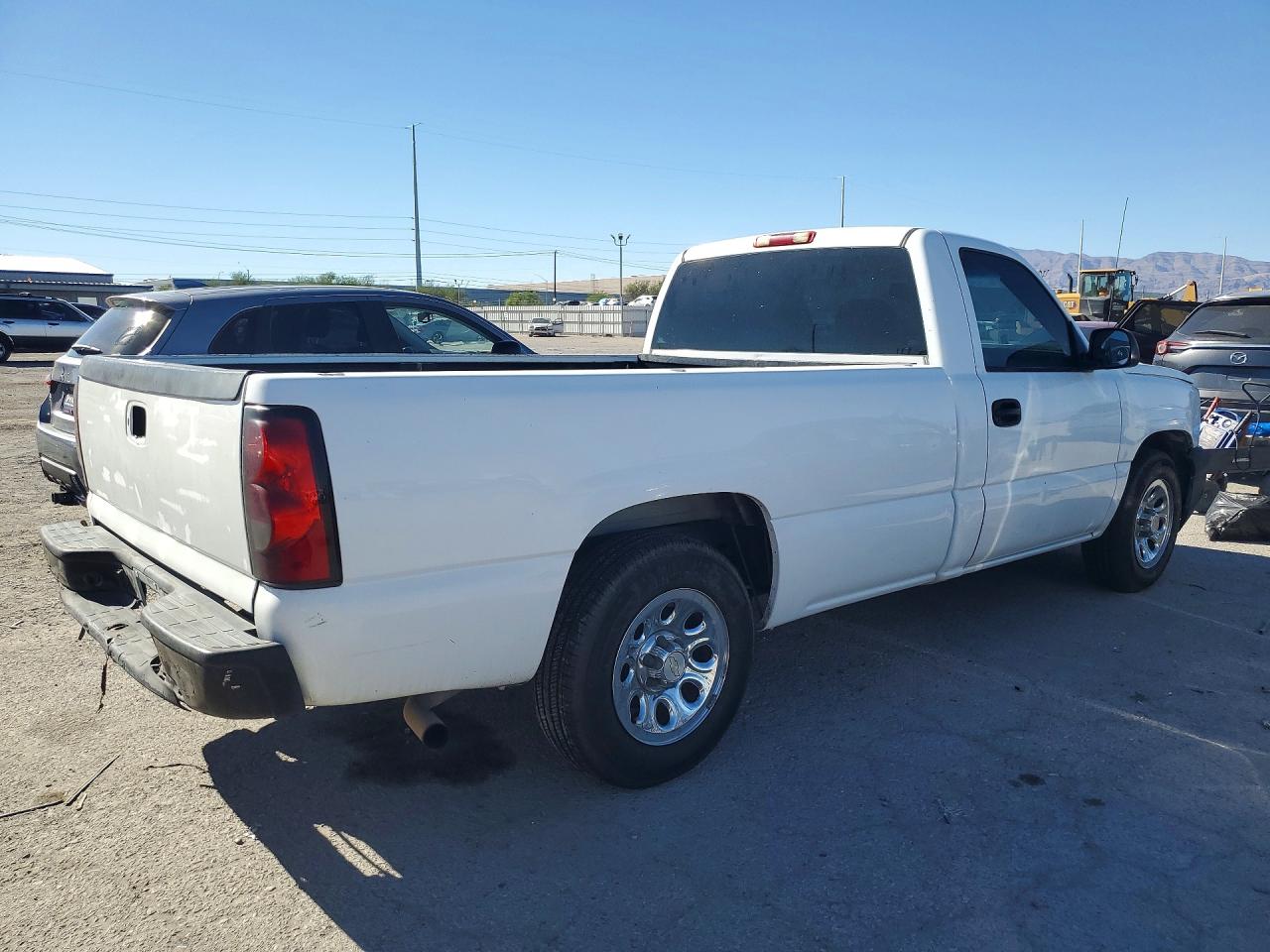 2006 Chevrolet Silverado C1500 White vin: 1GCEC14X16Z238146