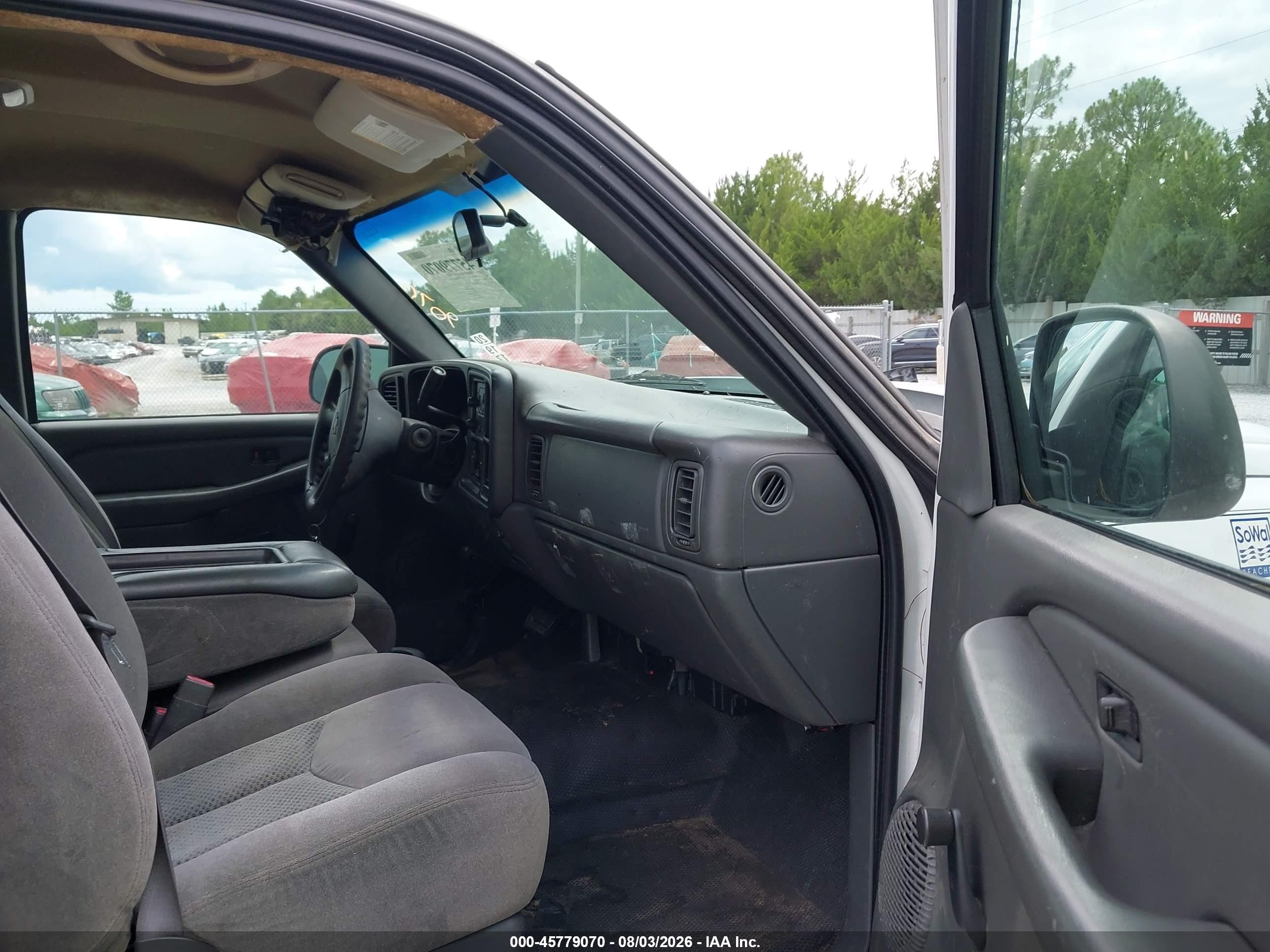 2007 Chevrolet Silverado 1500 Classic Work Truck White vin: 1GCEC14X17Z186700