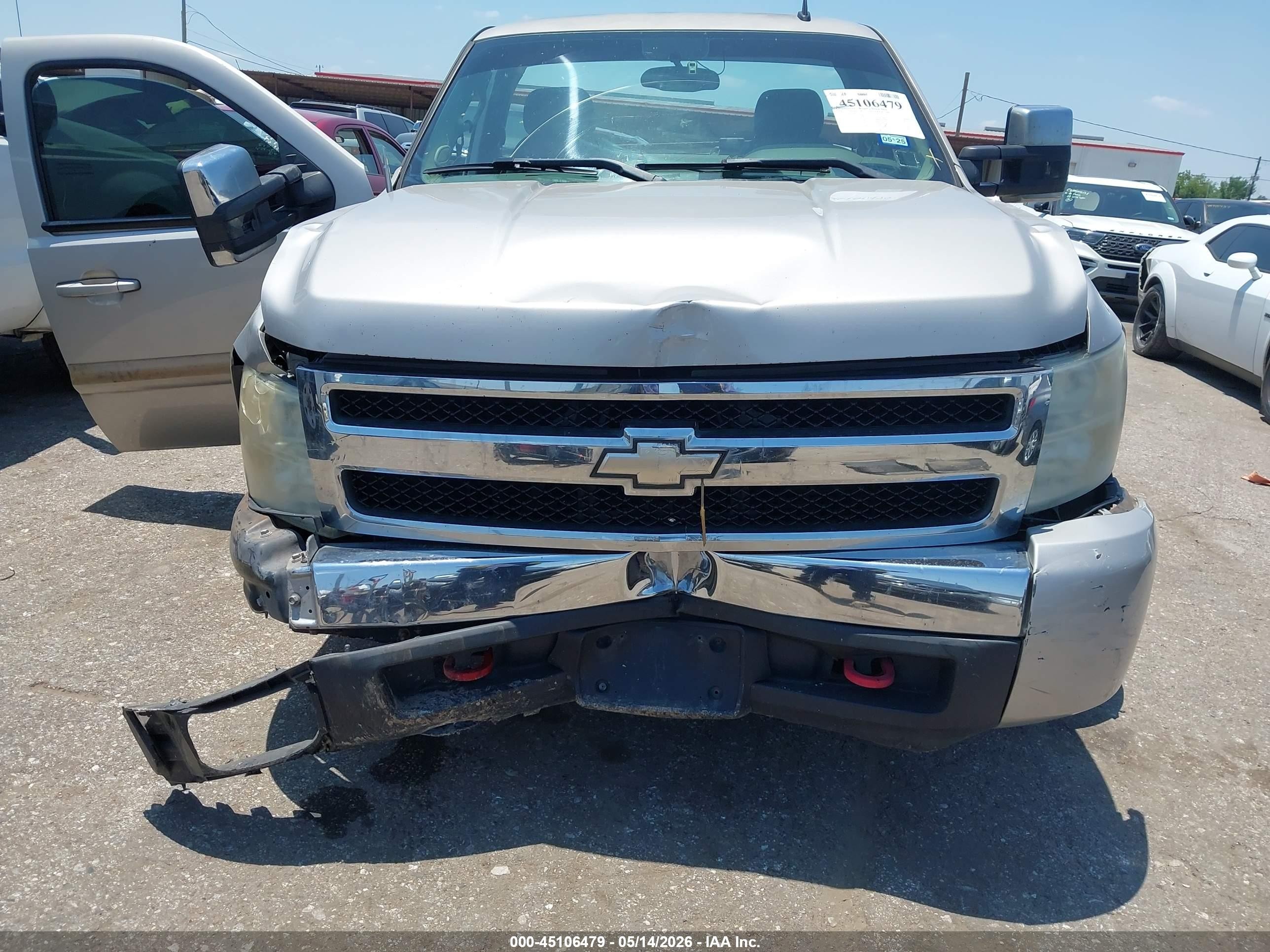 2008 Chevrolet Silverado 1500 Work Truck Silver vin: 1GCEC14X18Z264927