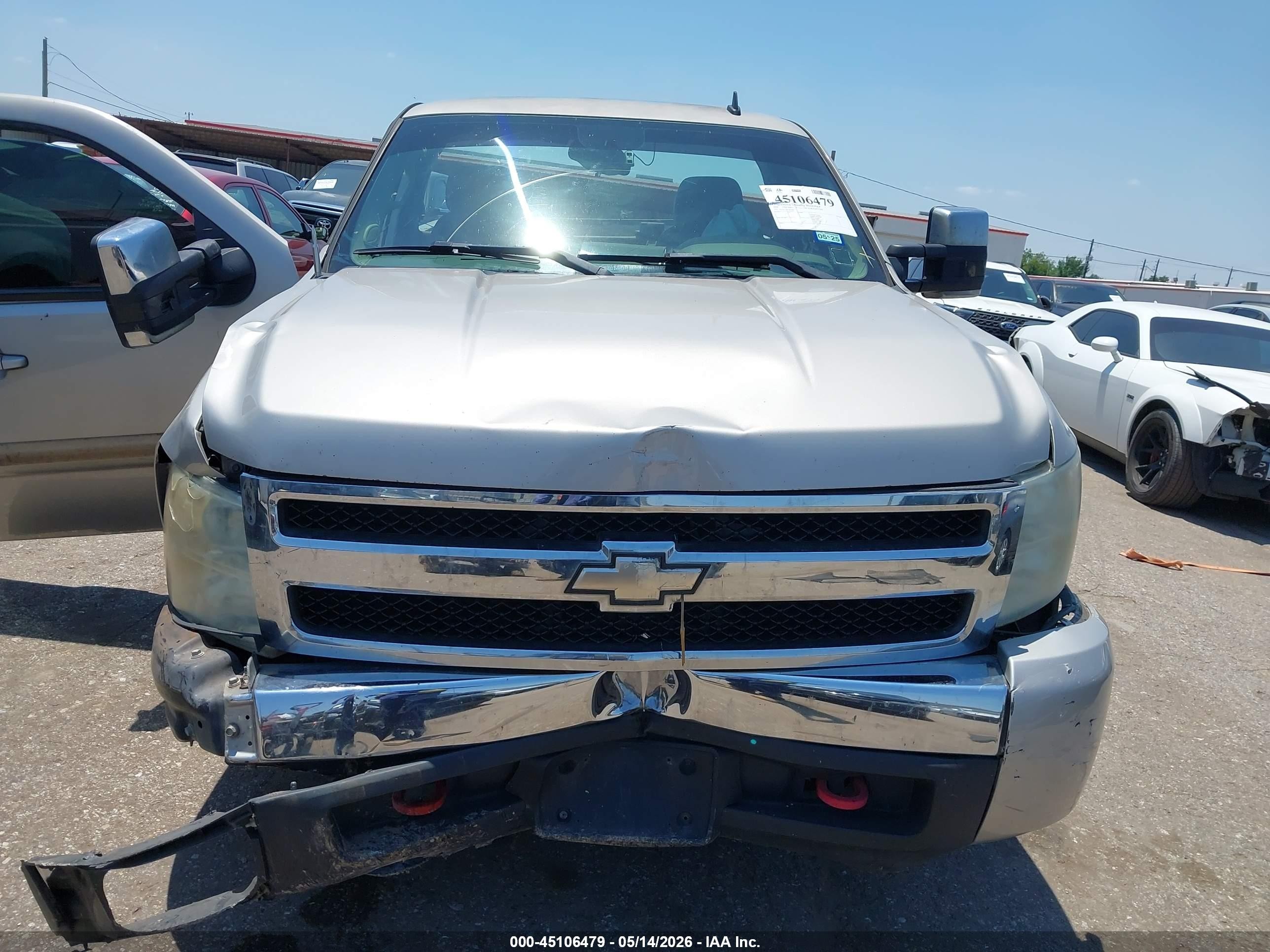 2008 Chevrolet Silverado 1500 Work Truck Silver vin: 1GCEC14X18Z264927