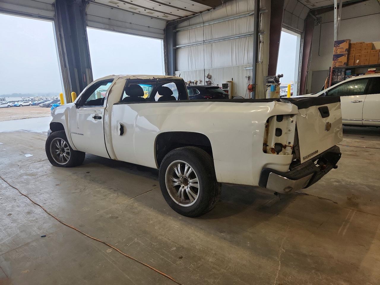 2008 Chevrolet Silverado C1500 White vin: 1GCEC14X18Z302754