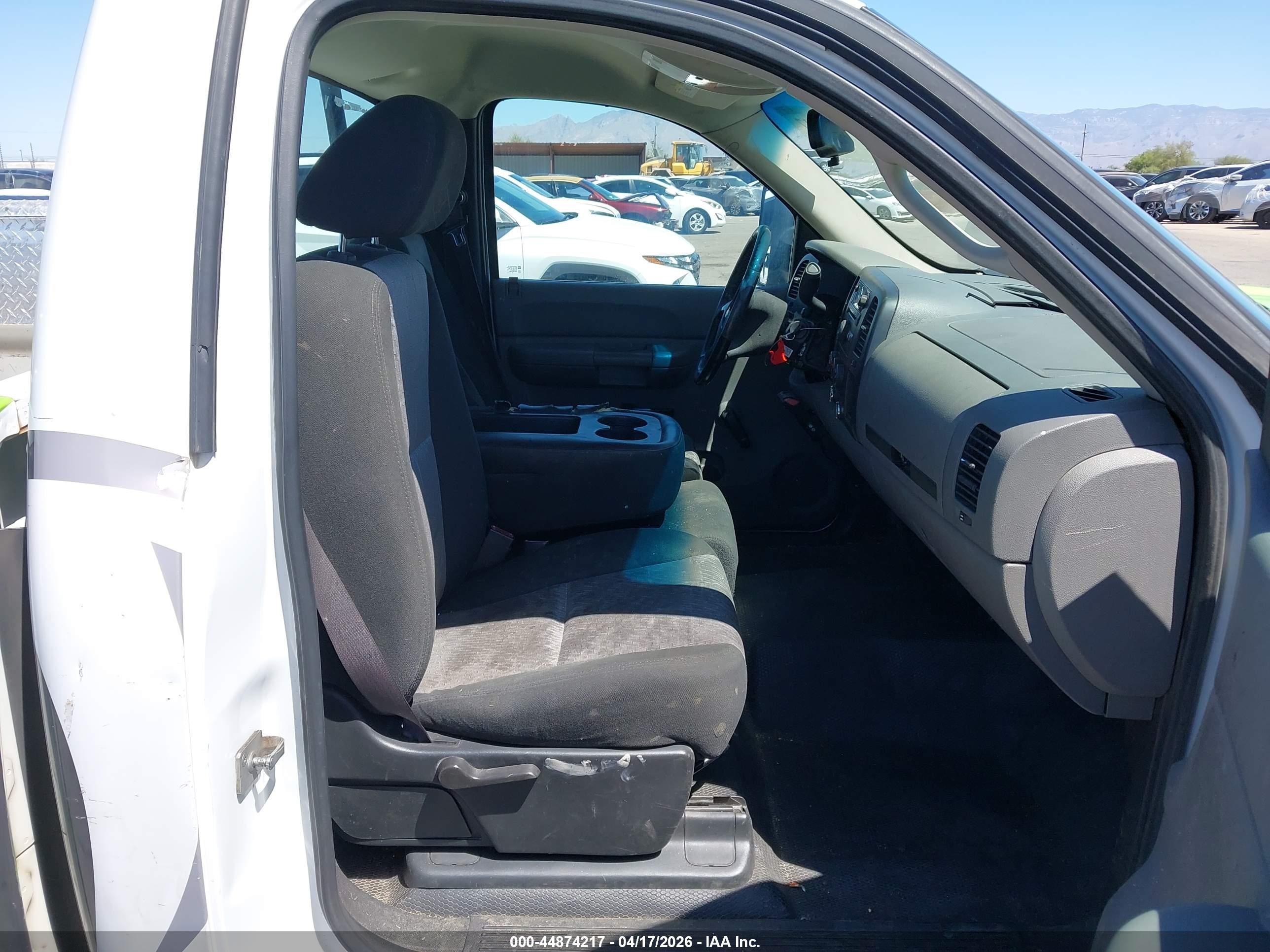 2008 Chevrolet Silverado 1500 Work Truck Green vin: 1GCEC14X18Z332014