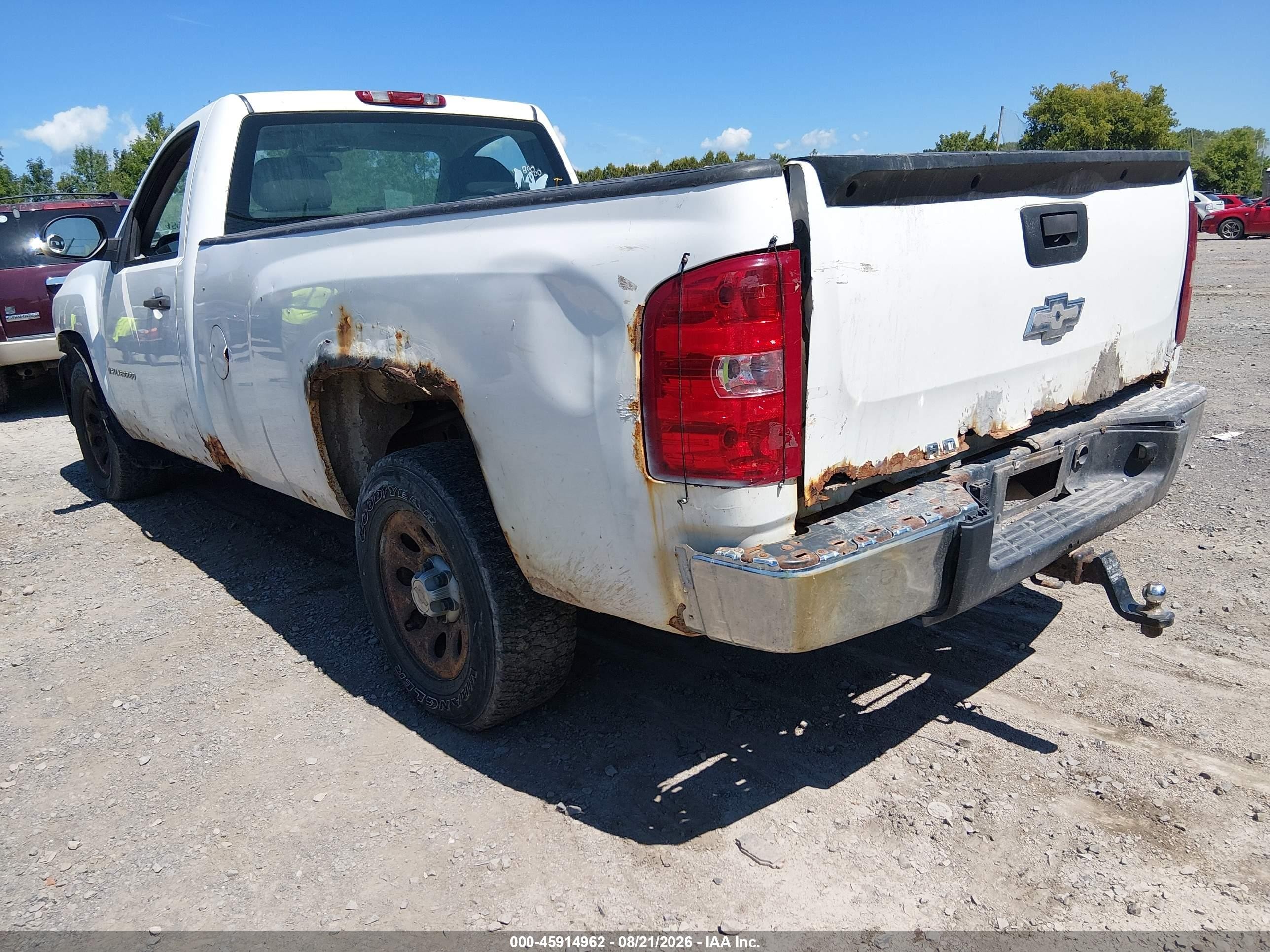2009 Chevrolet Silverado 1500 Work Truck White vin: 1GCEC14X19Z126189