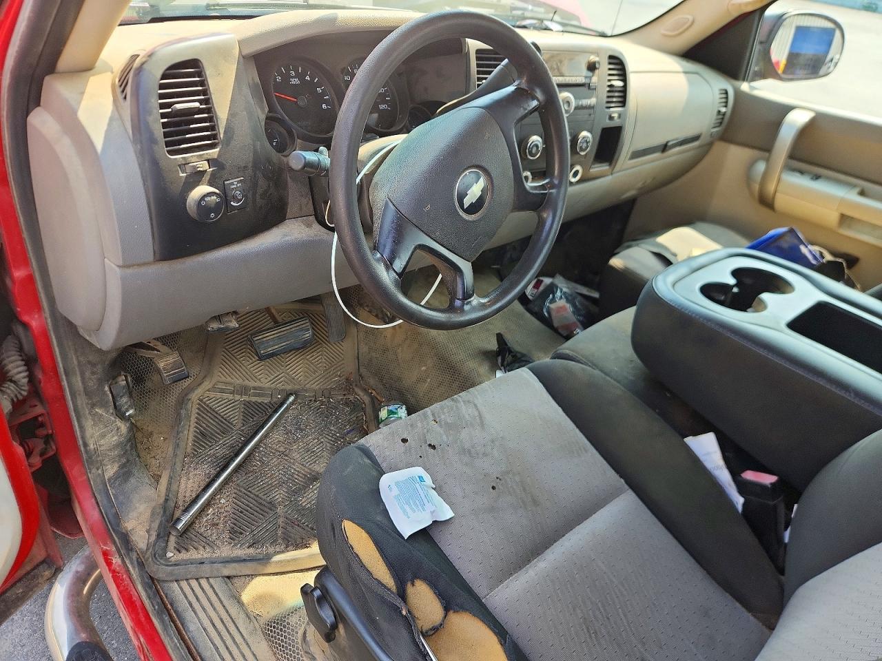 2009 Chevrolet Silverado C1500 Red vin: 1GCEC14X19Z252679