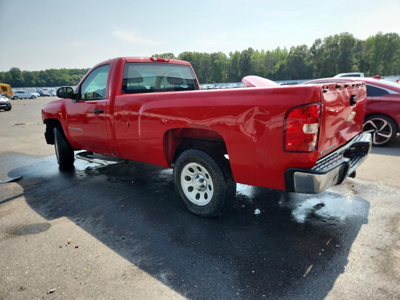 2009 Chevrolet Silverado C1500 Red vin: 1GCEC14X19Z252679