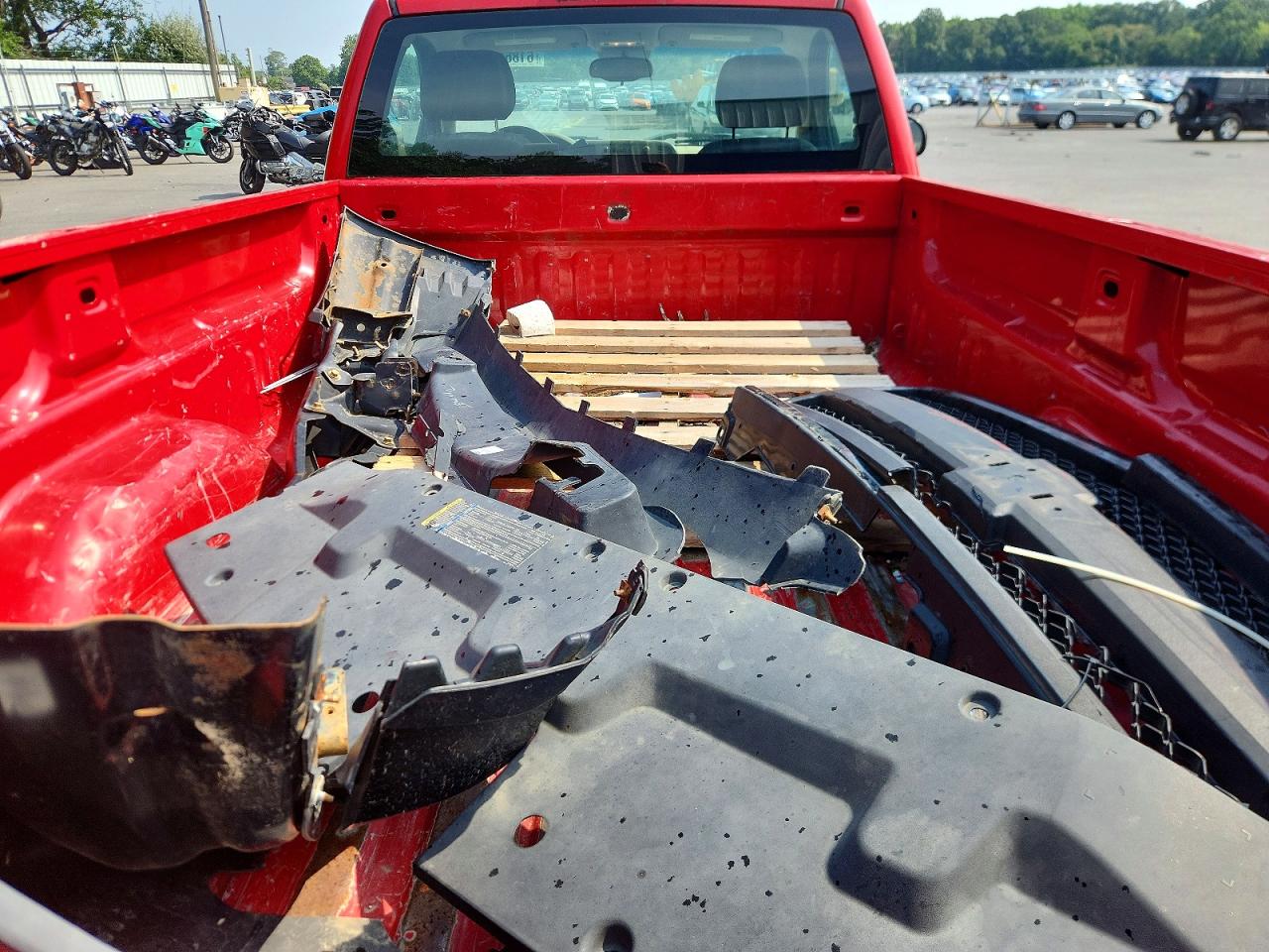 2009 Chevrolet Silverado C1500 Red vin: 1GCEC14X19Z252679