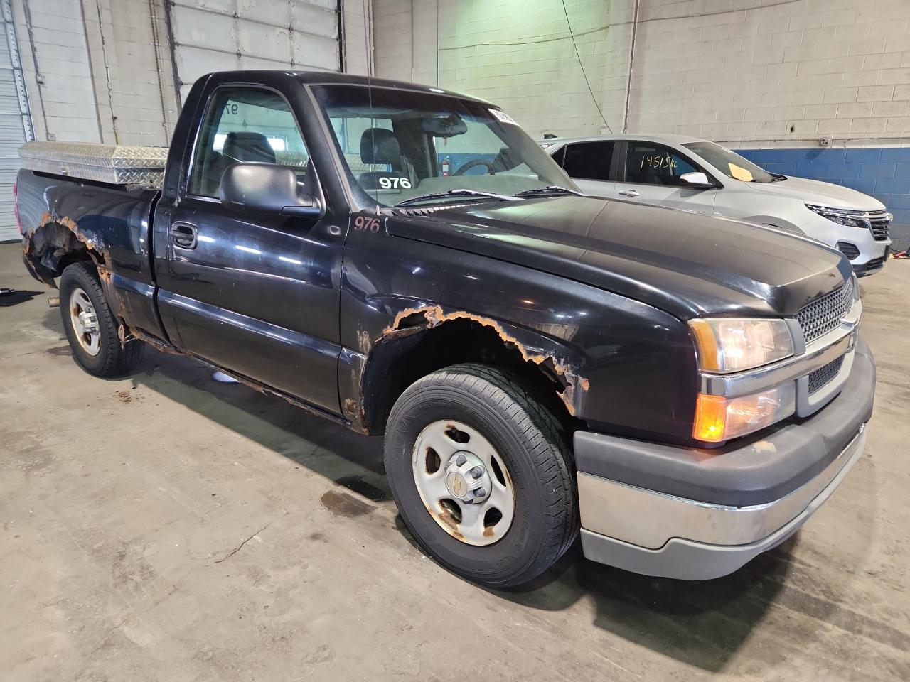 2003 Chevrolet Silverado C1500 Green vin: 1GCEC14X23Z275010 Damage: Right Rocker Panel, Rust, Severe Damage