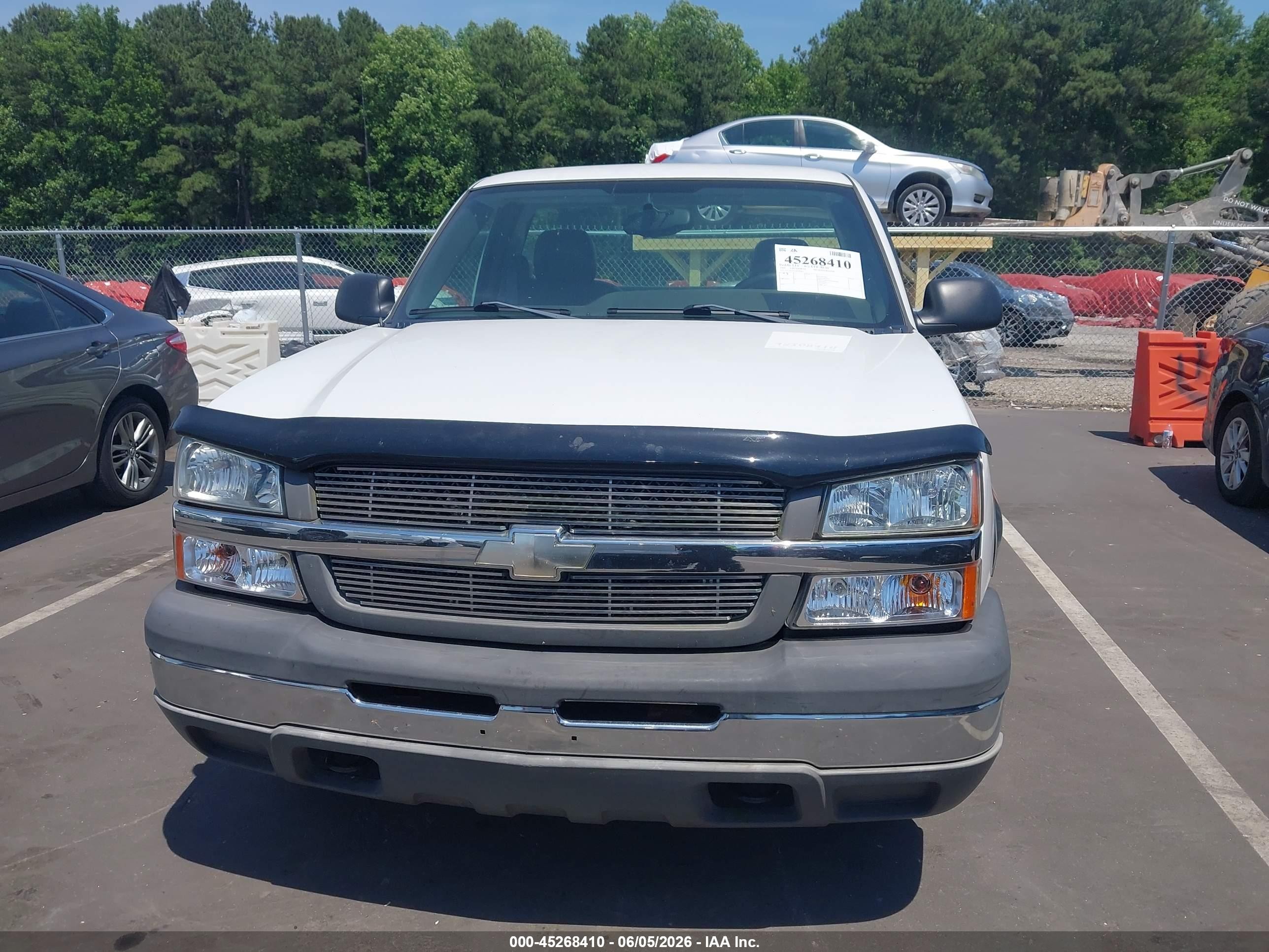 2004 Chevrolet Silverado 1500 Work Truck Белый vin: 1GCEC14X24Z347843