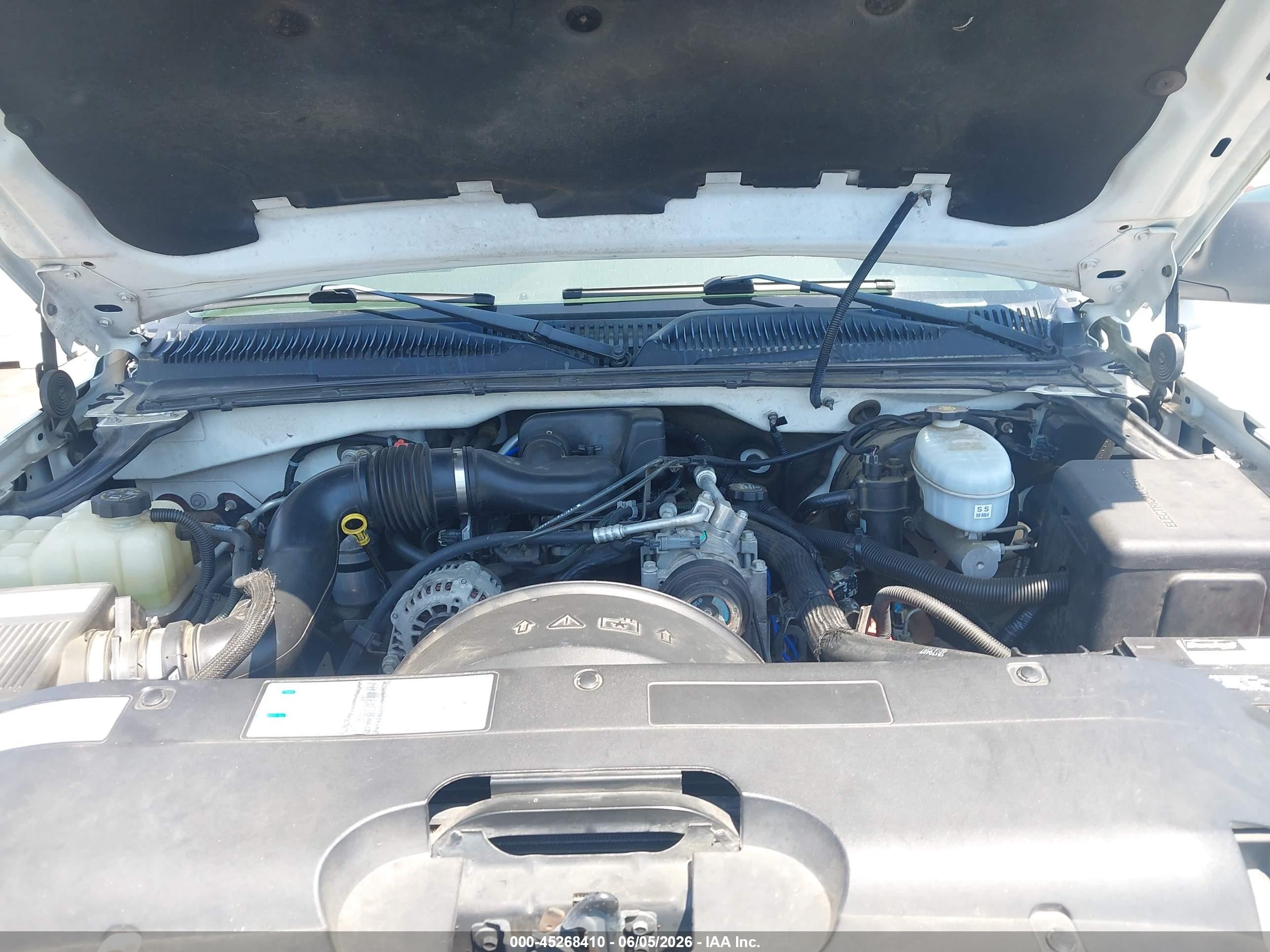 2004 Chevrolet Silverado 1500 Work Truck Белый vin: 1GCEC14X24Z347843
