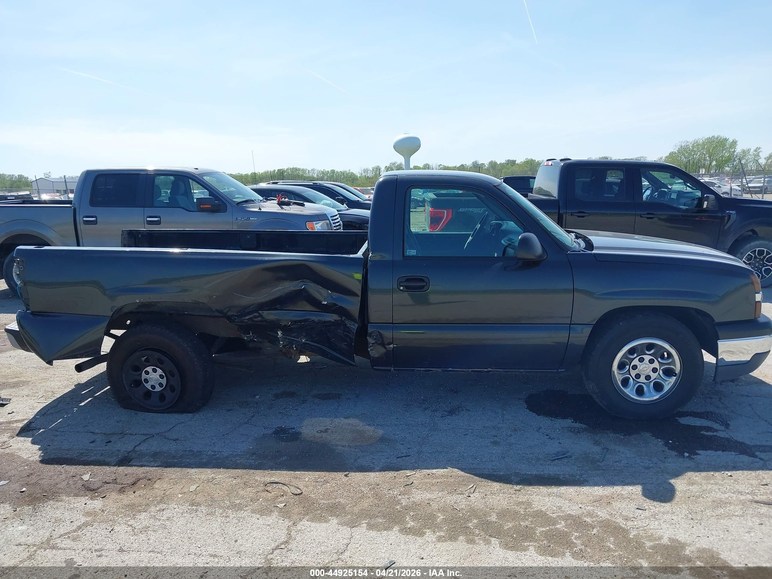 2005 Chevrolet Silverado 1500 Work Truck Black vin: 1GCEC14X25Z174228