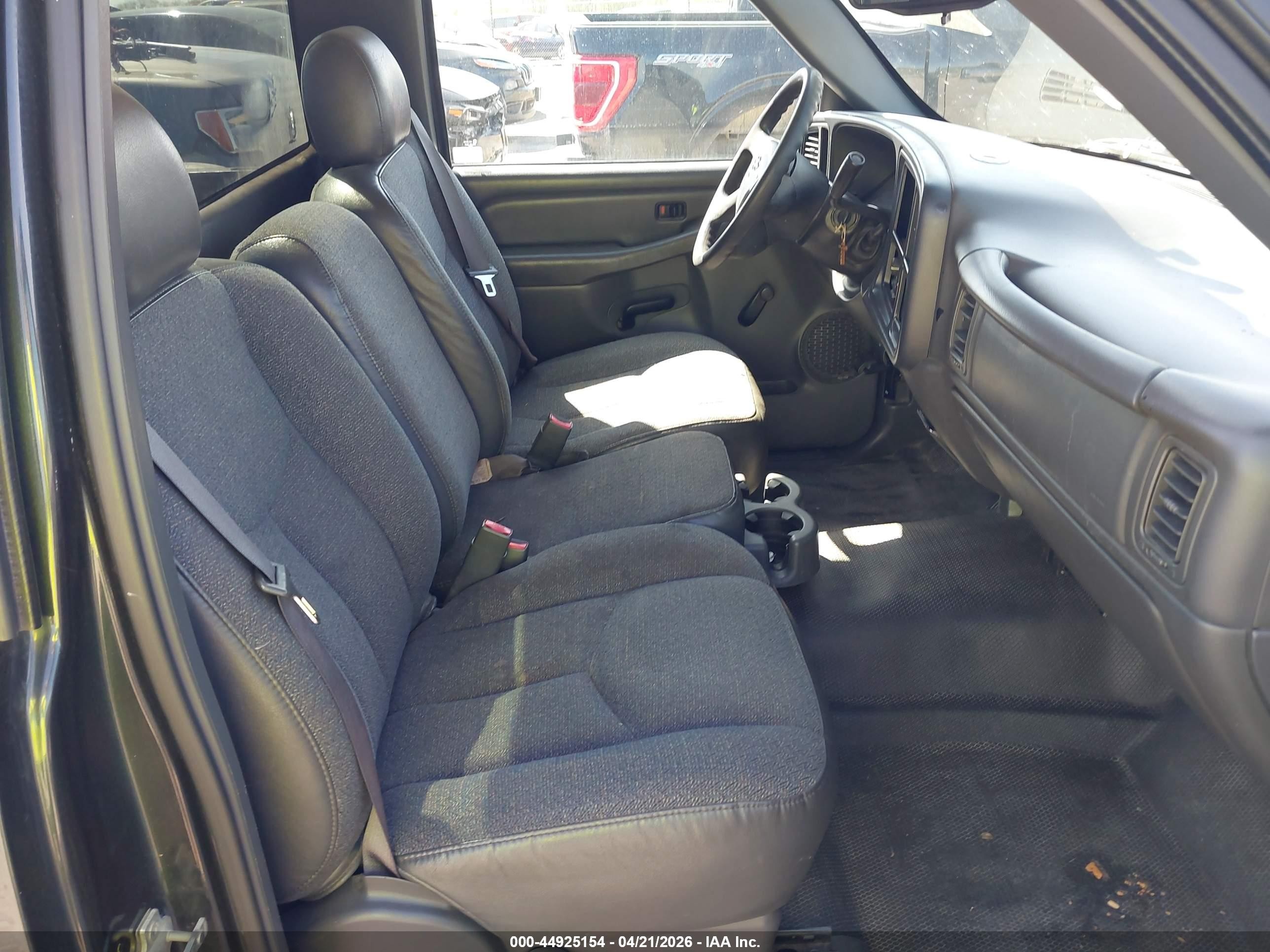 2005 Chevrolet Silverado 1500 Work Truck Black vin: 1GCEC14X25Z174228