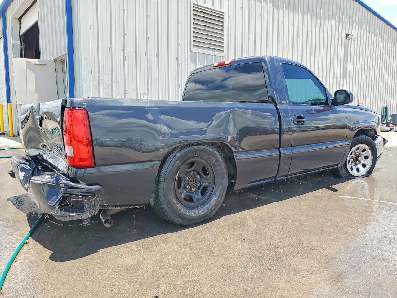 2005 Chevrolet Silverado C1500 Black vin: 1GCEC14X25Z316481