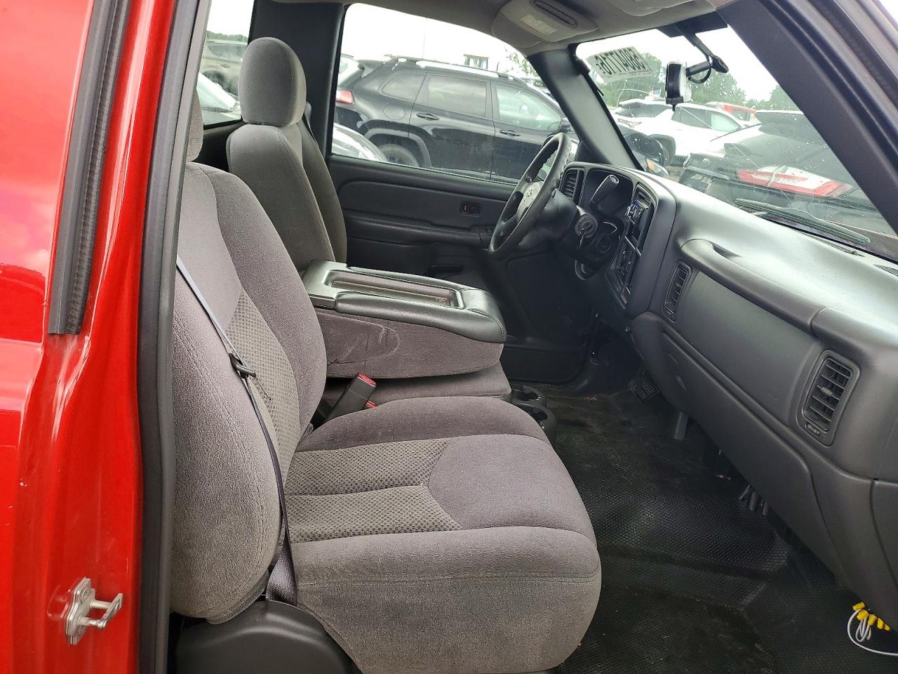 2006 Chevrolet Silverado C1500 Red vin: 1GCEC14X26Z288425