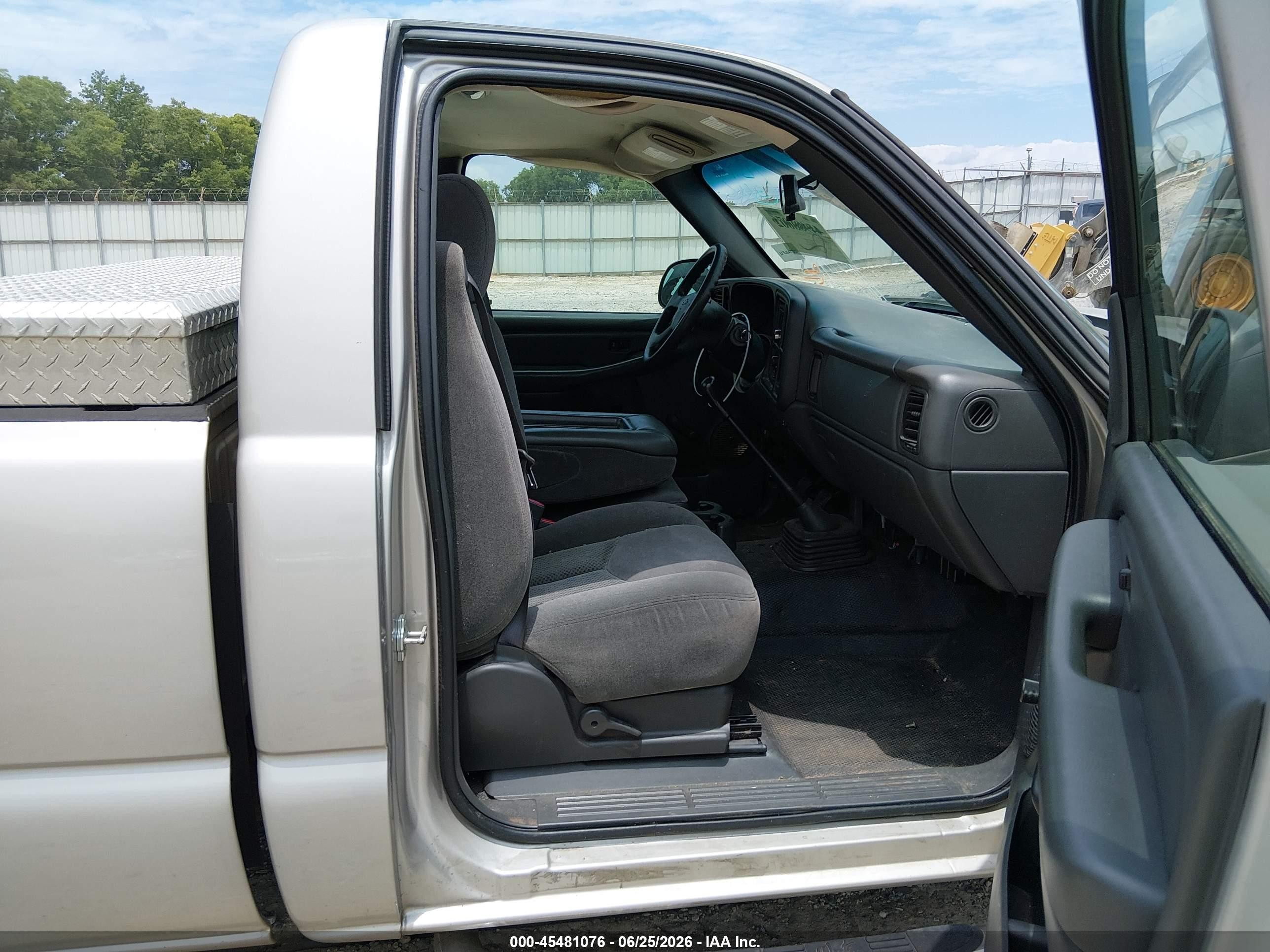2007 Chevrolet Silverado 1500 Classic Work Truck Brown vin: 1GCEC14X27Z138042