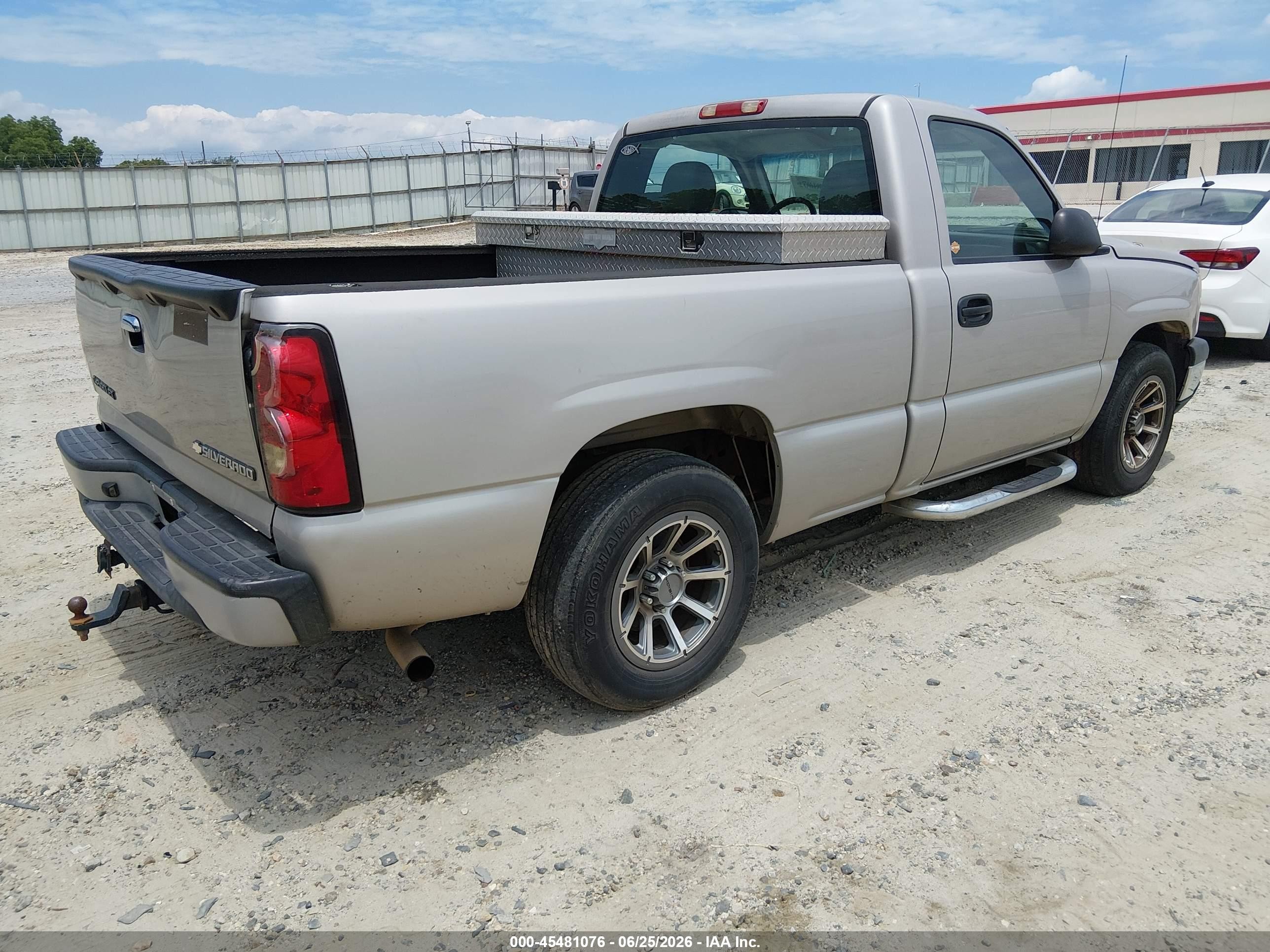 2007 Chevrolet Silverado 1500 Classic Work Truck Brown vin: 1GCEC14X27Z138042