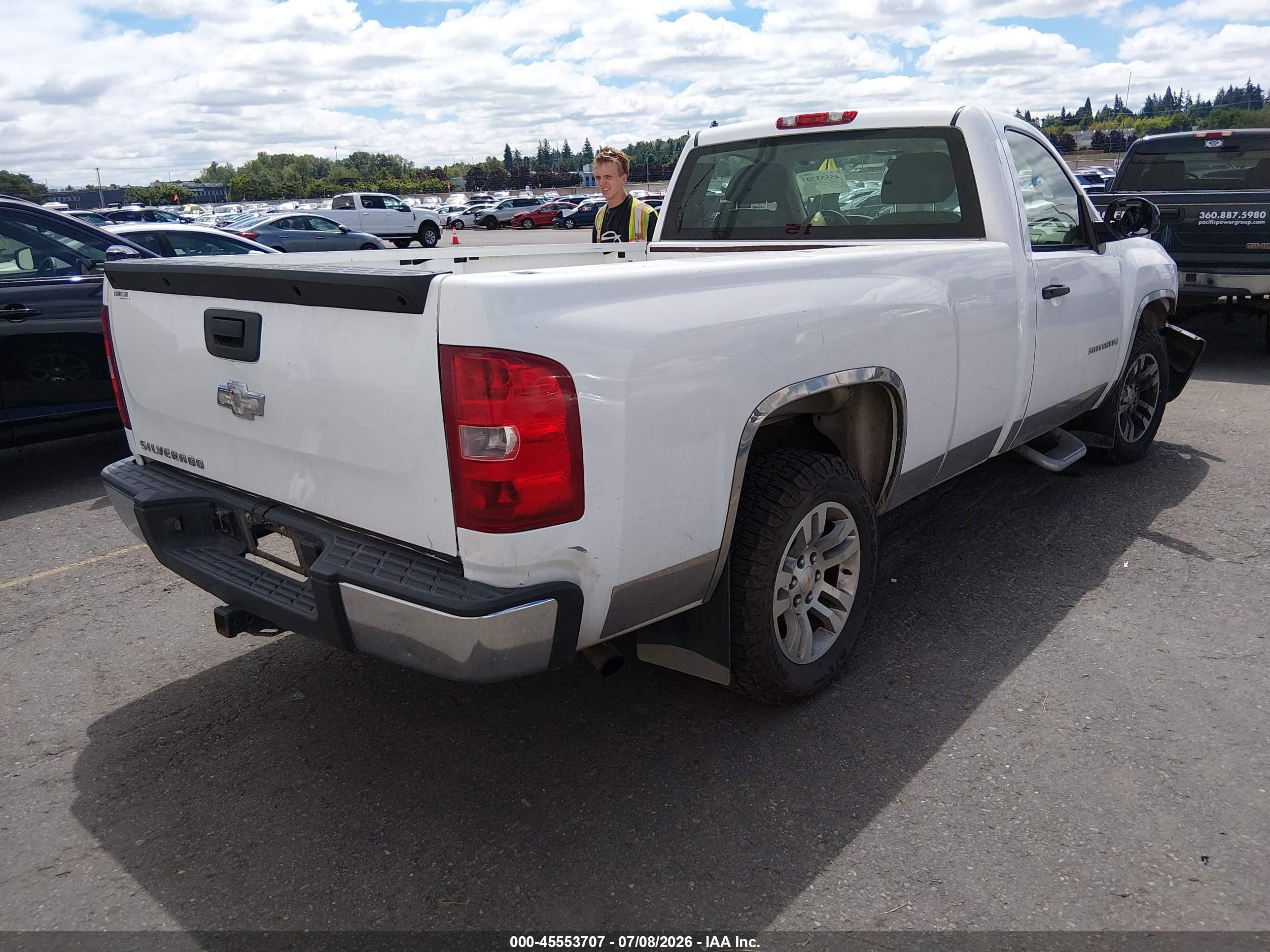 2007 Chevrolet Silverado 1500 Work Truck Белый vin: 1GCEC14X27Z624804