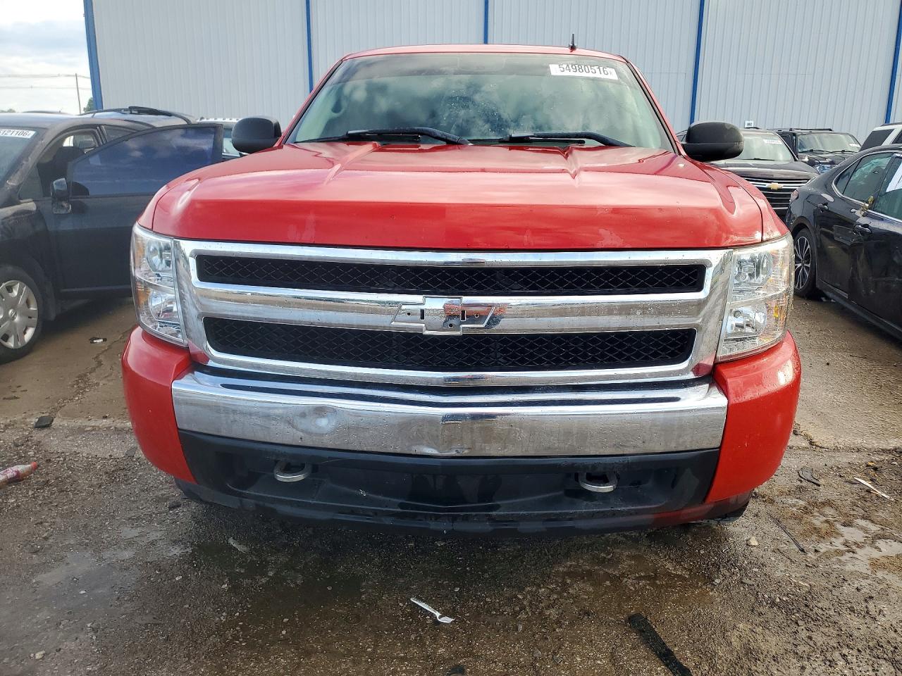 2008 Chevrolet Silverado C1500 Red vin: 1GCEC14X28Z198422