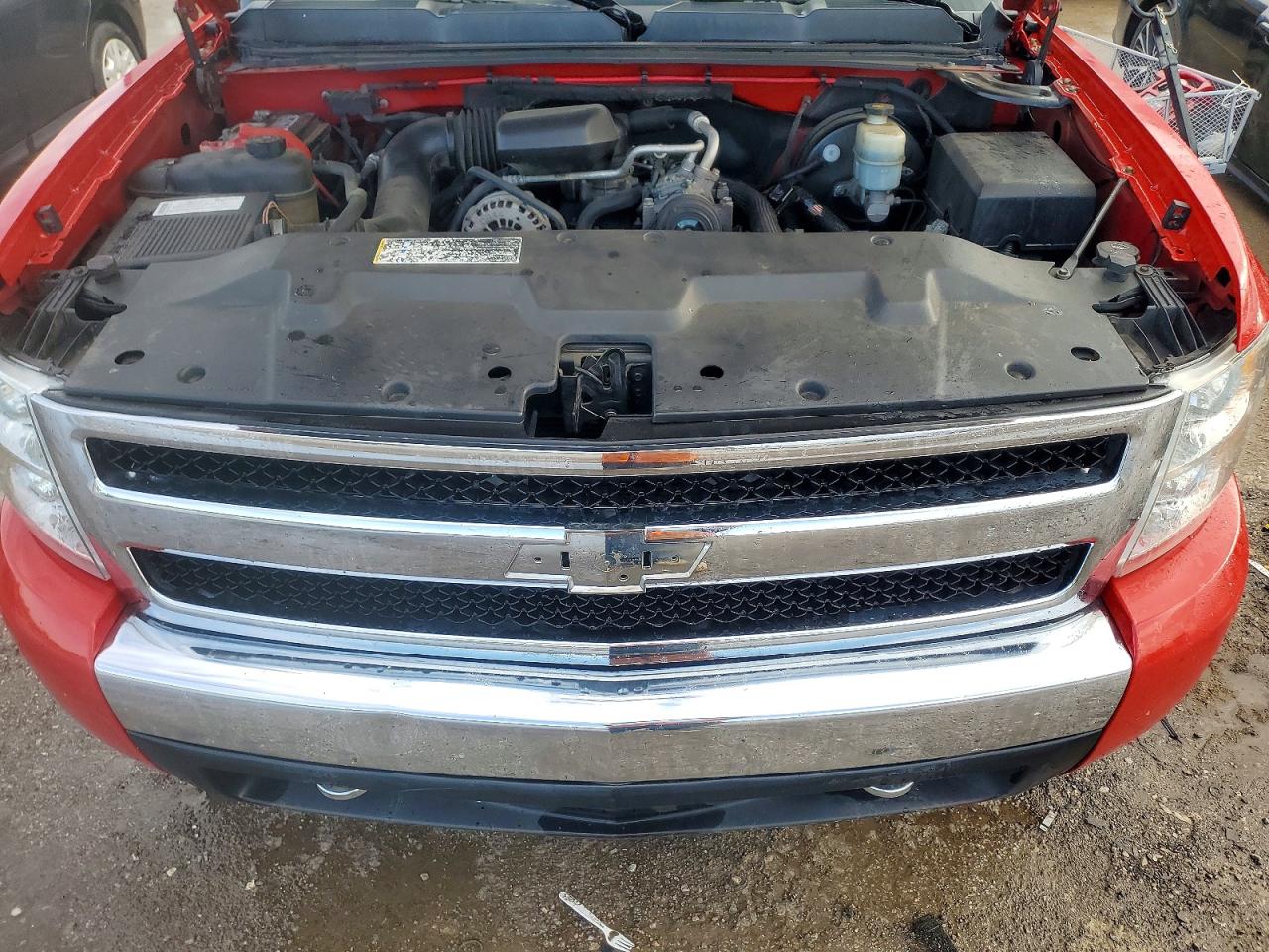 2008 Chevrolet Silverado C1500 Red vin: 1GCEC14X28Z198422