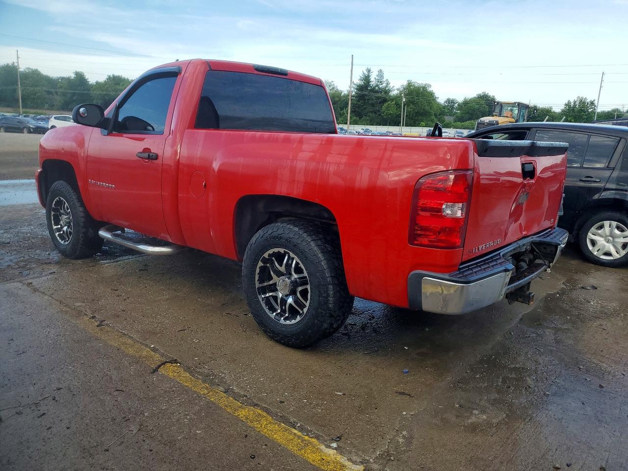 2008 Chevrolet Silverado C1500 Red vin: 1GCEC14X28Z198422