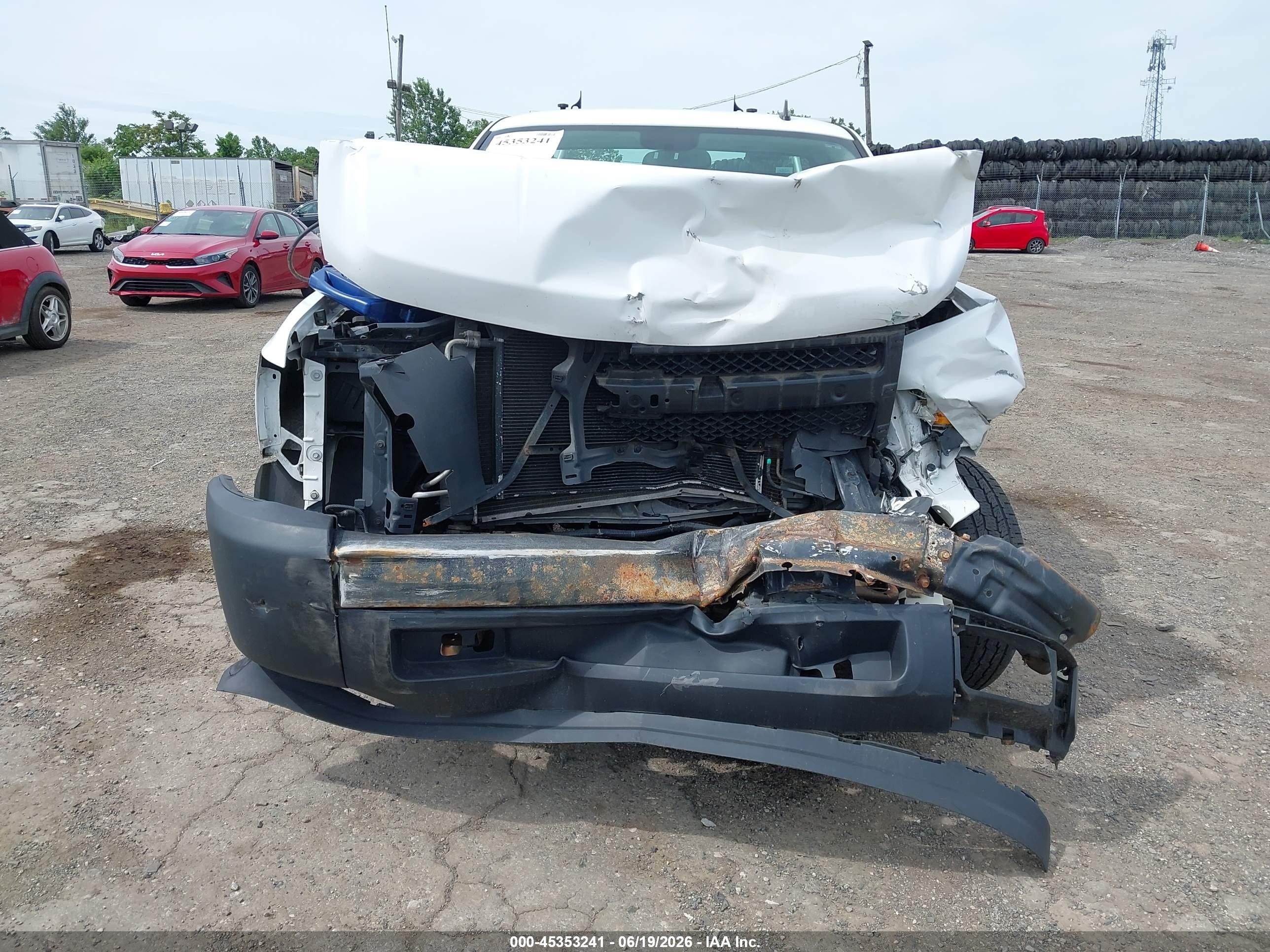 2008 Chevrolet Silverado 1500 Work Truck White vin: 1GCEC14X28Z321524