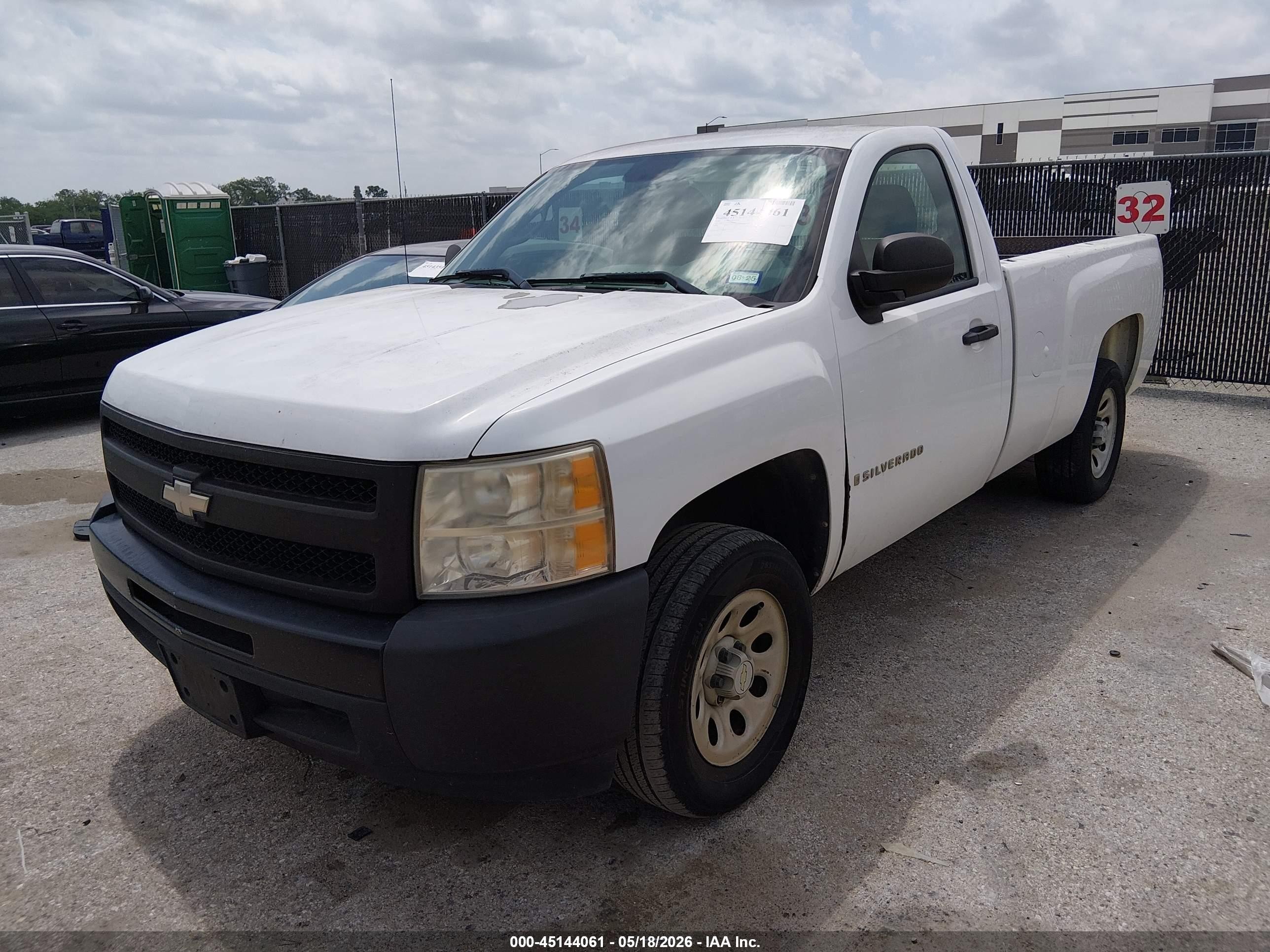 2009 Chevrolet Silverado 1500 Work Truck White vin: 1GCEC14X29Z191312