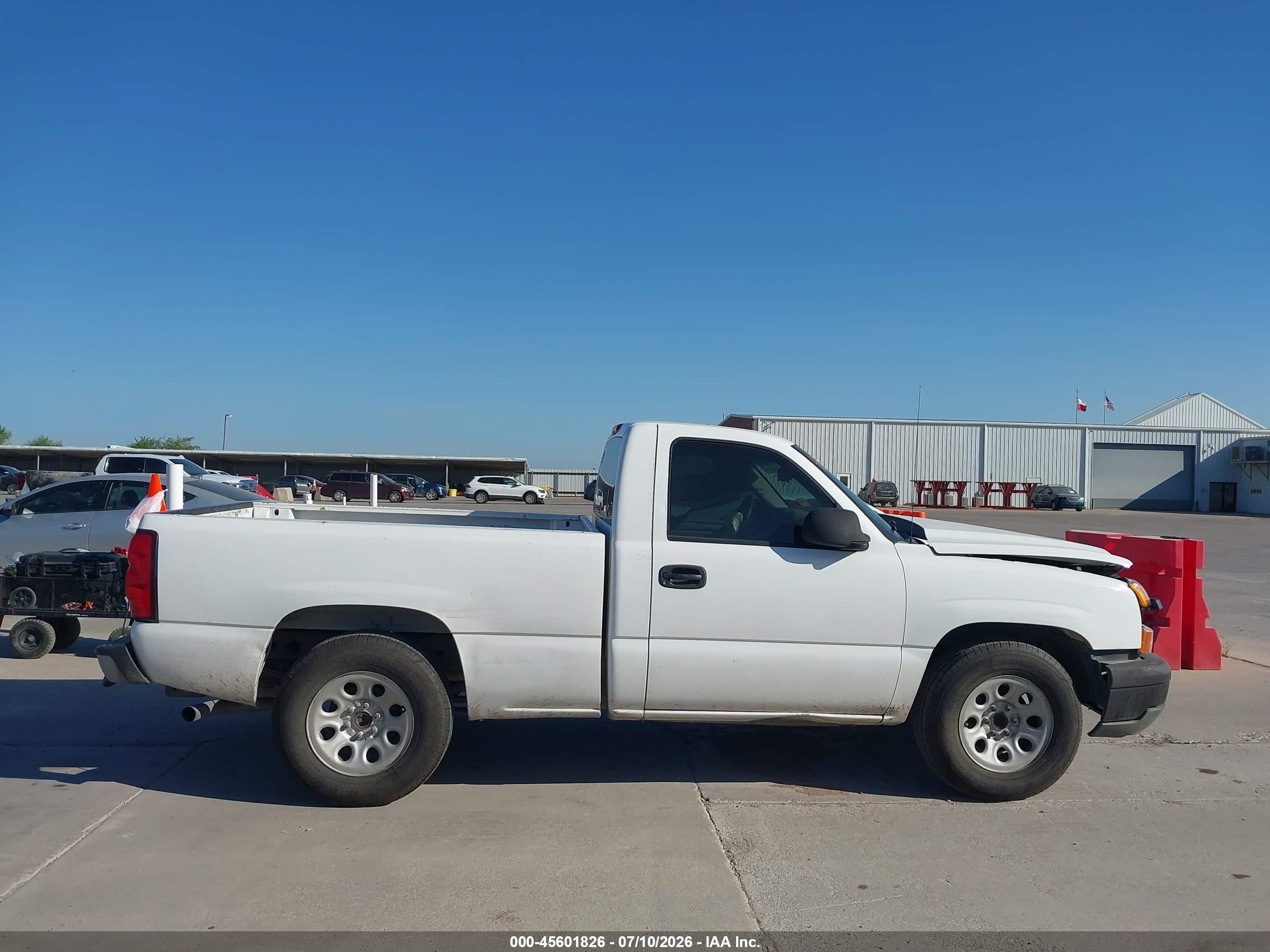 2007 Chevrolet Silverado 1500 Classic Work Truck White vin: 1GCEC14X37Z170420