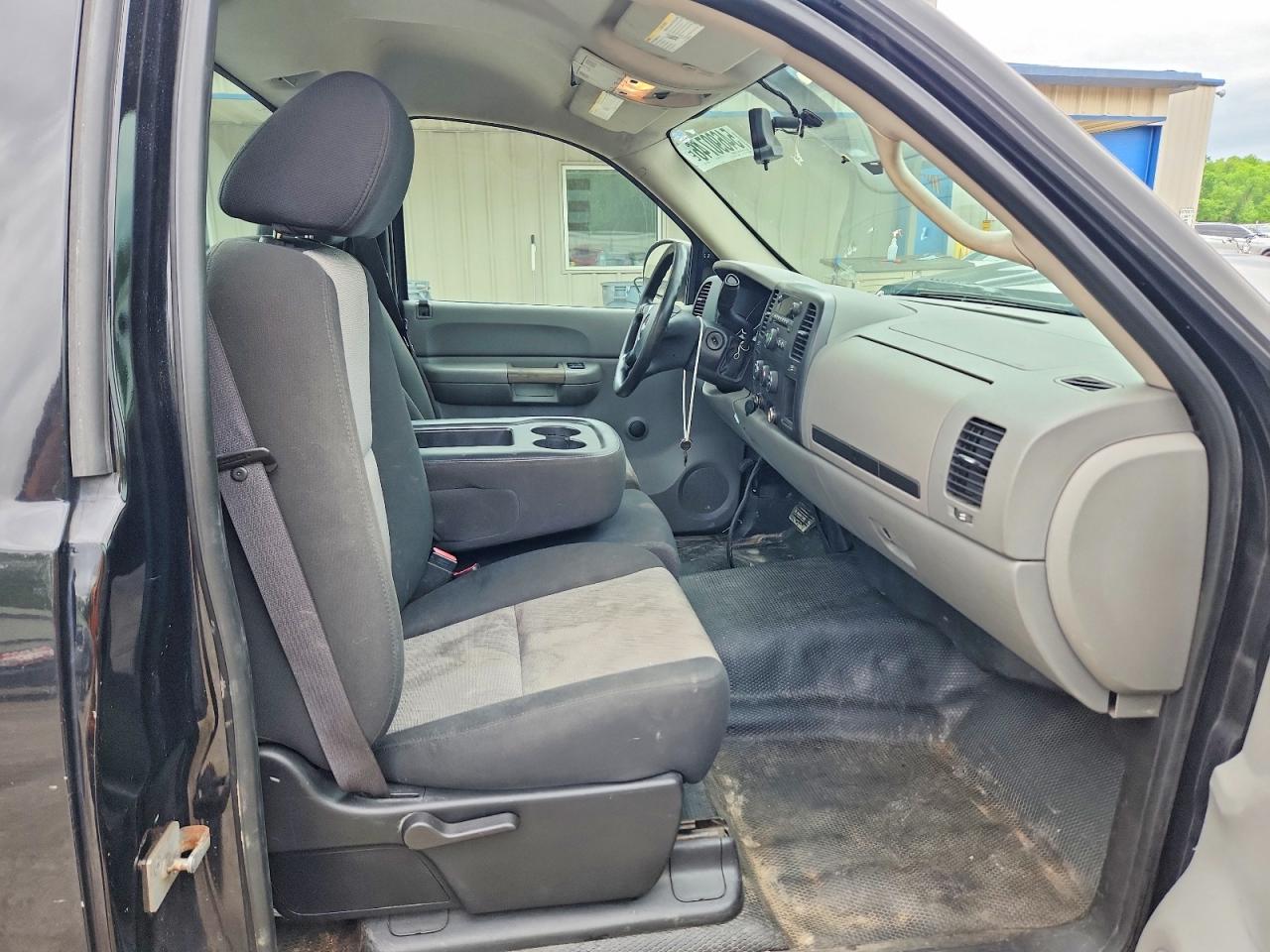 2008 Chevrolet Silverado C1500 Black vin: 1GCEC14X38Z185839