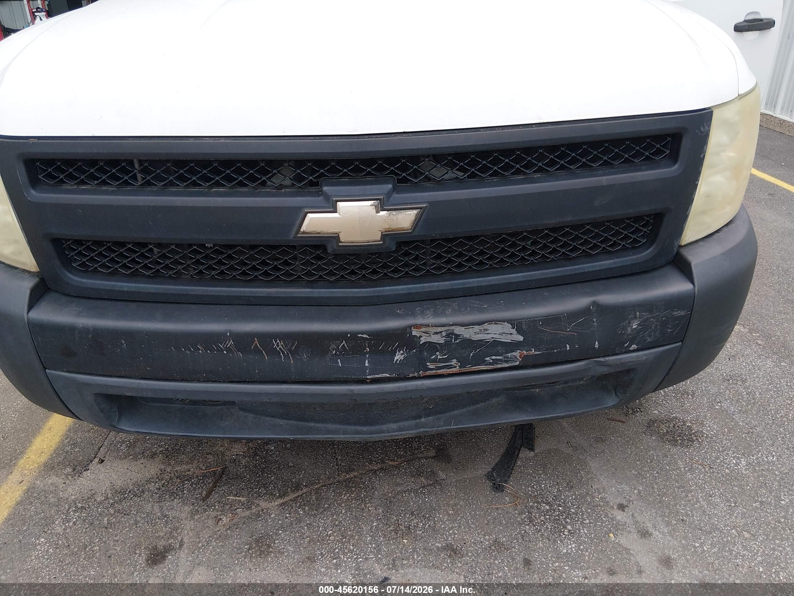 2008 Chevrolet Silverado 1500 Work Truck White vin: 1GCEC14X38Z239284