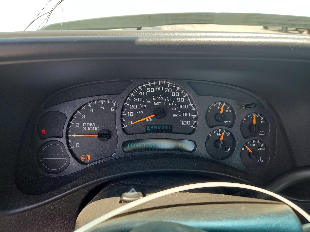 2003 Chevrolet Silverado C1500 White vin: 1GCEC14X43Z156097