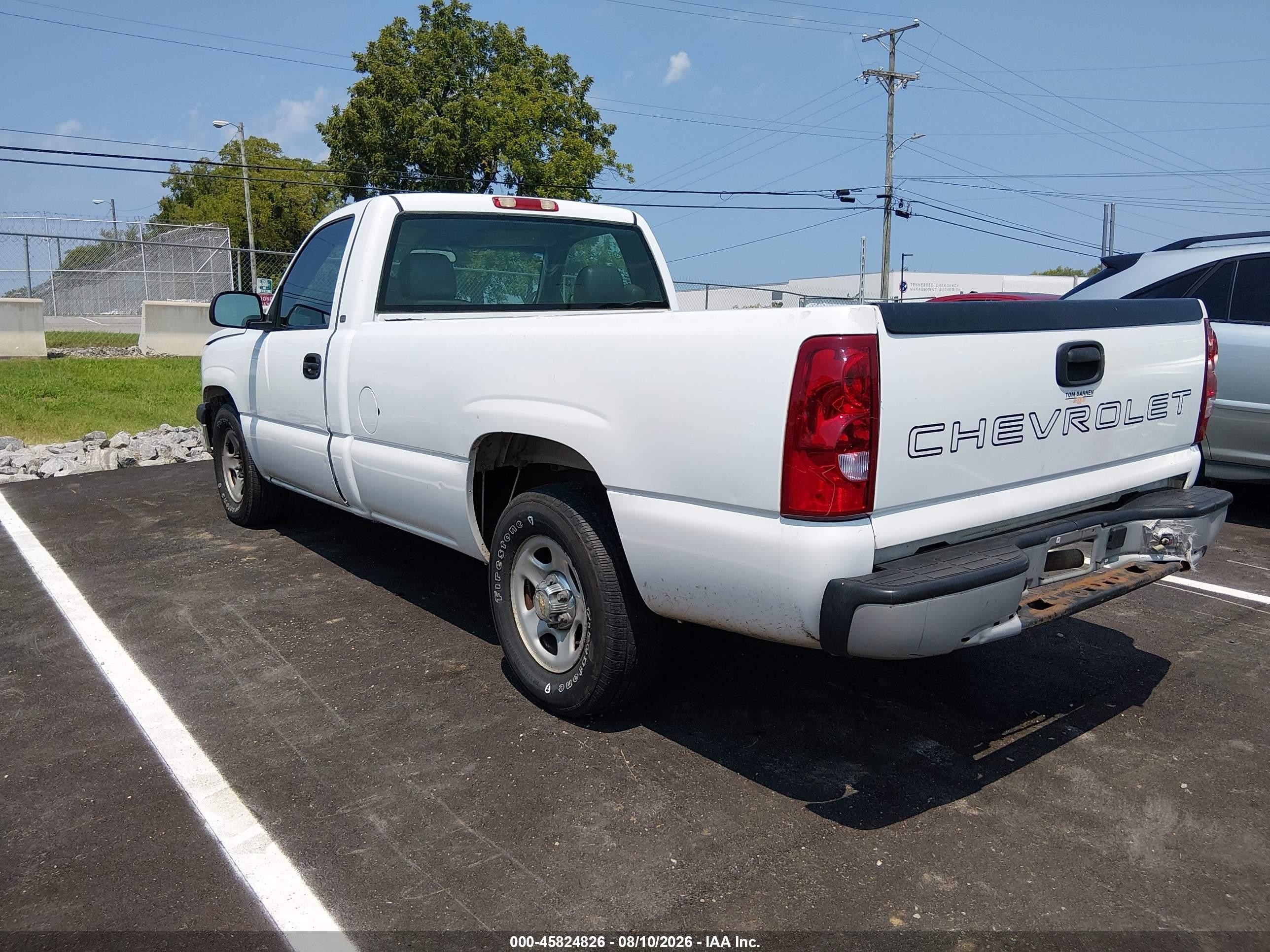2003 Chevrolet Silverado 1500 Work Truck White vin: 1GCEC14X43Z214869