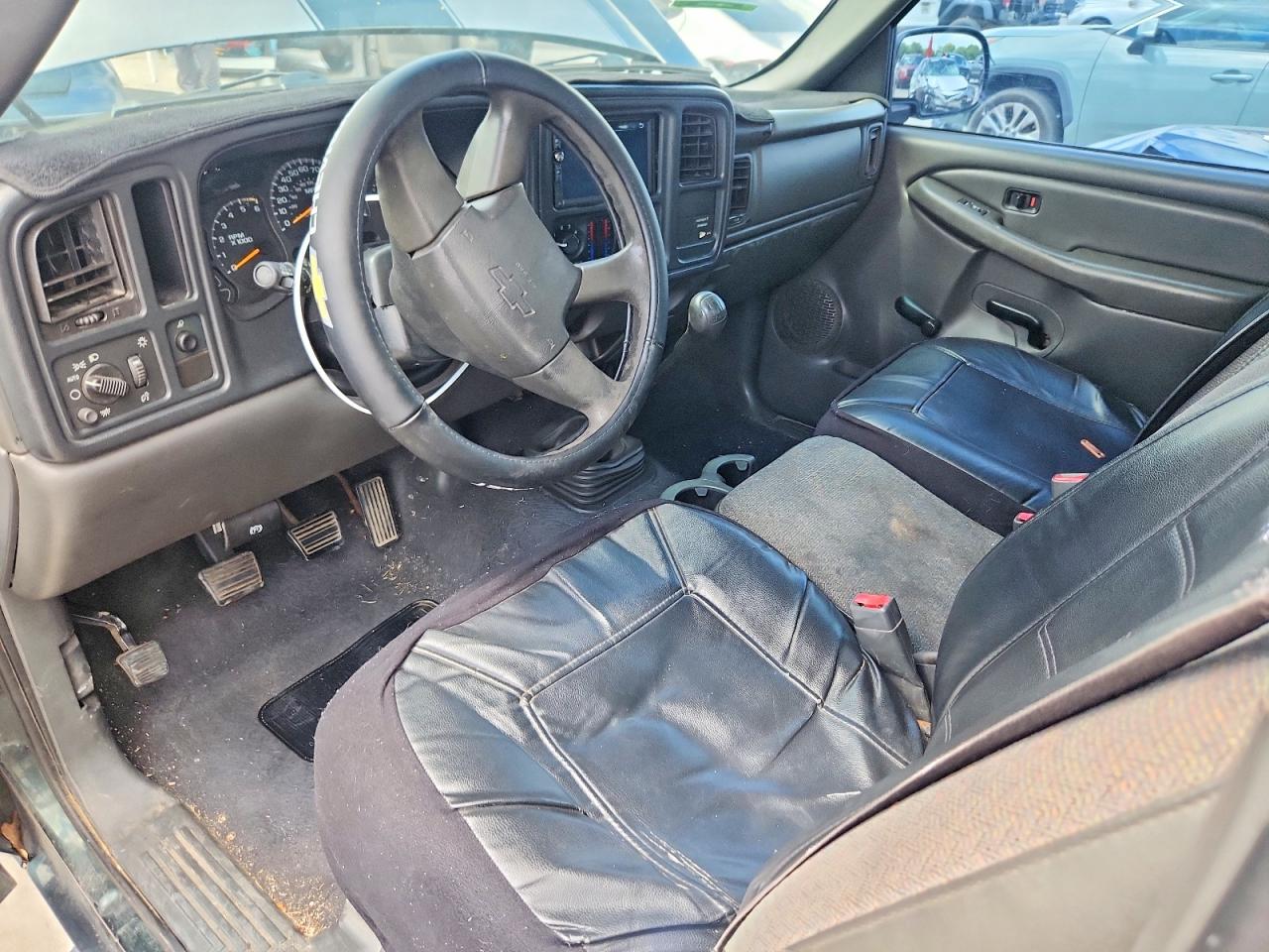 2004 Chevrolet Silverado C1500 Green vin: 1GCEC14X44Z165884